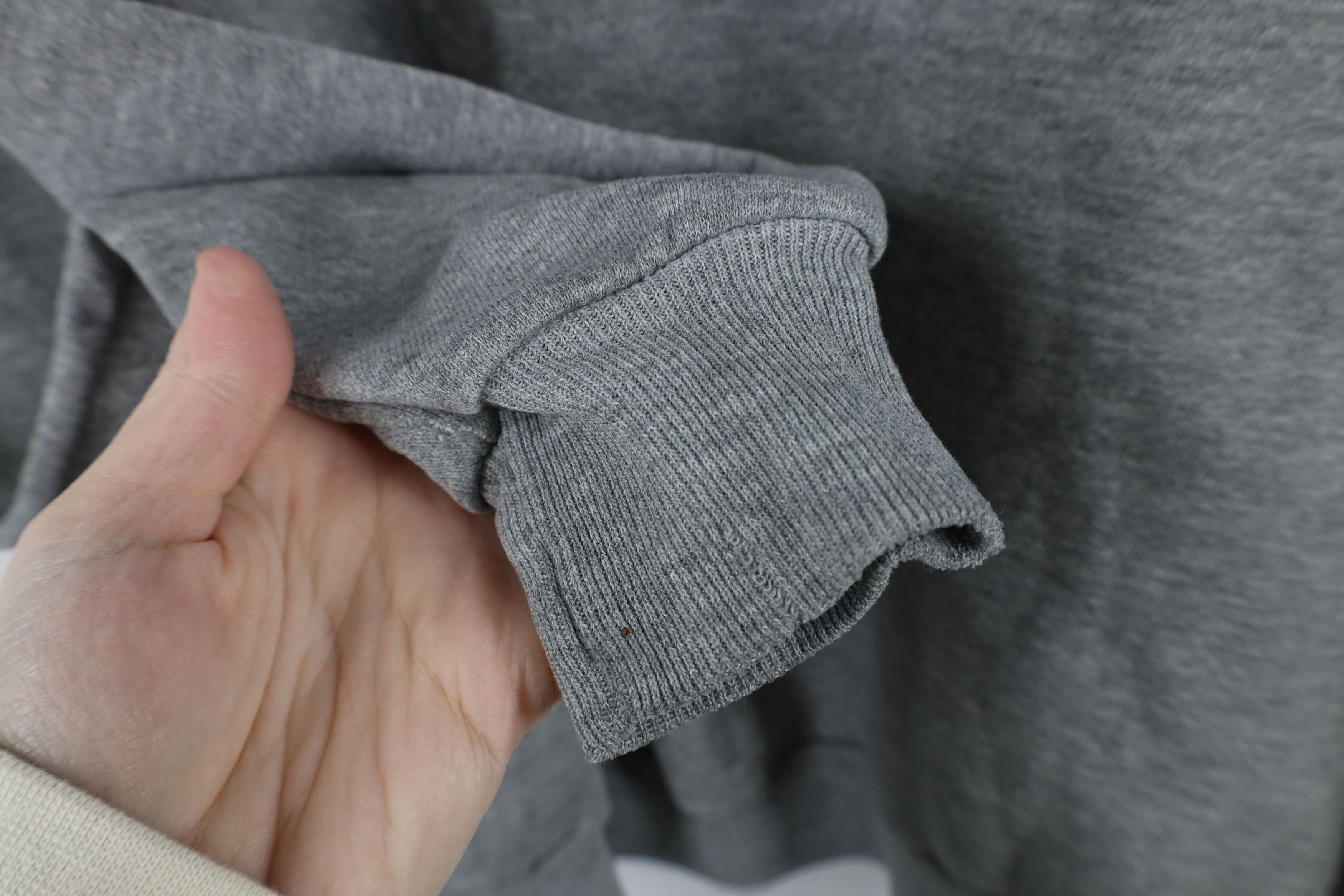 Vintage Vintage 90s Streetwear Crewneck Sweatshirt Heather Gray USA Size US XL / EU 56 / 4 - 8 Thumbnail
