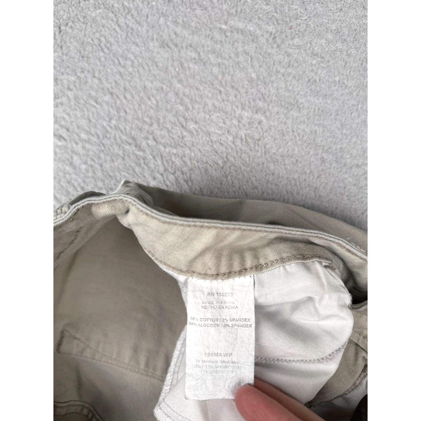 Lee VINTAGE Riders by Lee Capri Pants Women 30x20 Beige Tan Midrise Stretch Zip Fly Size 32" / US 10 / IT 46 - 7 Thumbnail