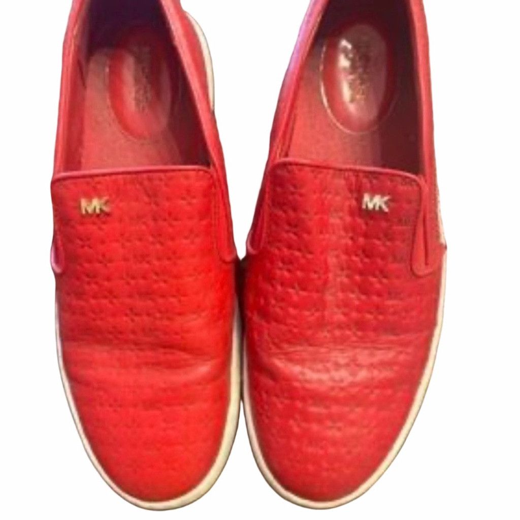 Michael Kors Michael Kors Logo Embossed Patent Slip-On | EUC | Sz 5 Size US 5 / IT 35 - 3 Thumbnail