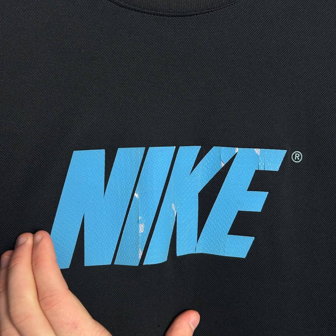 Nike Vintage Nike Swoosh Big logo 2000s streetwear sweatshirt Size US L / EU 52-54 / 3 - 4 Thumbnail