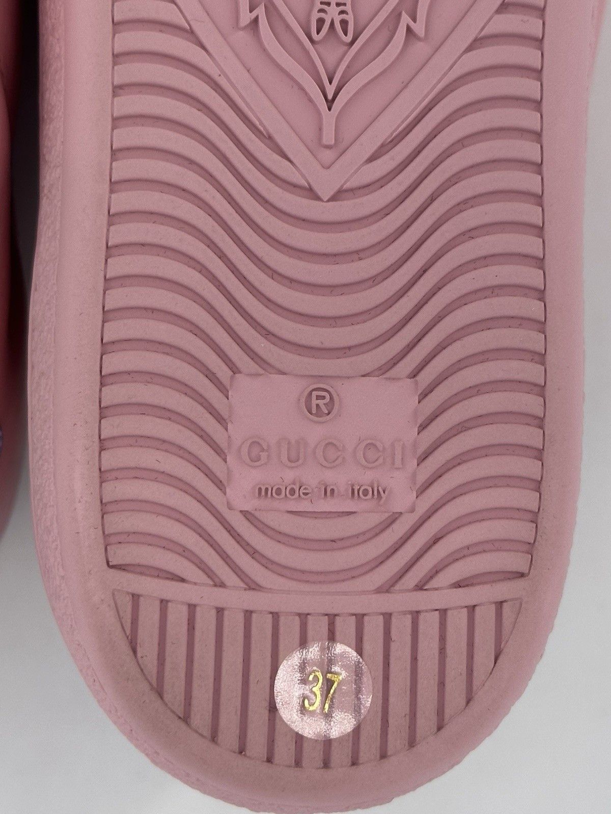 Gucci New Gucci Sneakers Size IT-37 / US-7 Size US 7 / IT 37 - 8 Thumbnail