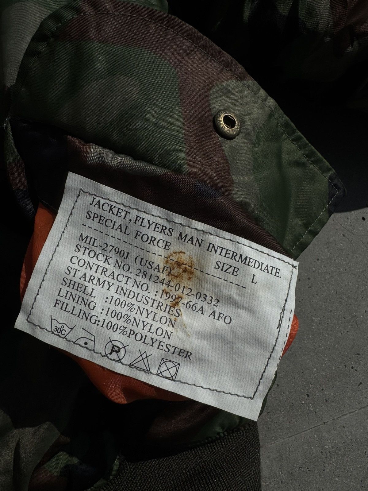 Parajumpers × Vintage Vintage 1997 Camo Bomber Jacket in size Large Size US L / EU 52-54 / 3 - 8 Thumbnail