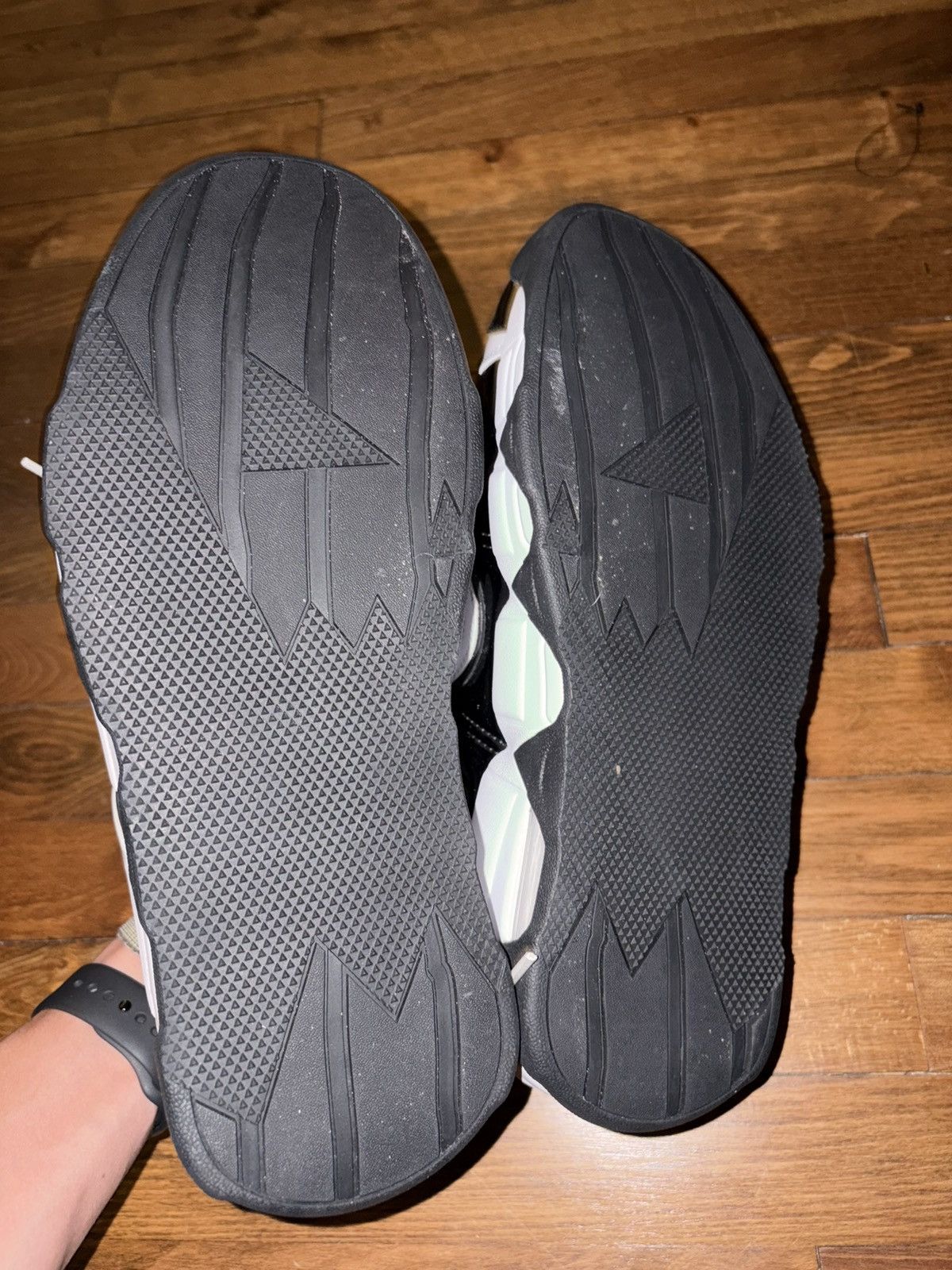 Asspizza 730 tuxedo baller pros 9.5M Size US 9.5 / EU 42-43 - 7 Thumbnail