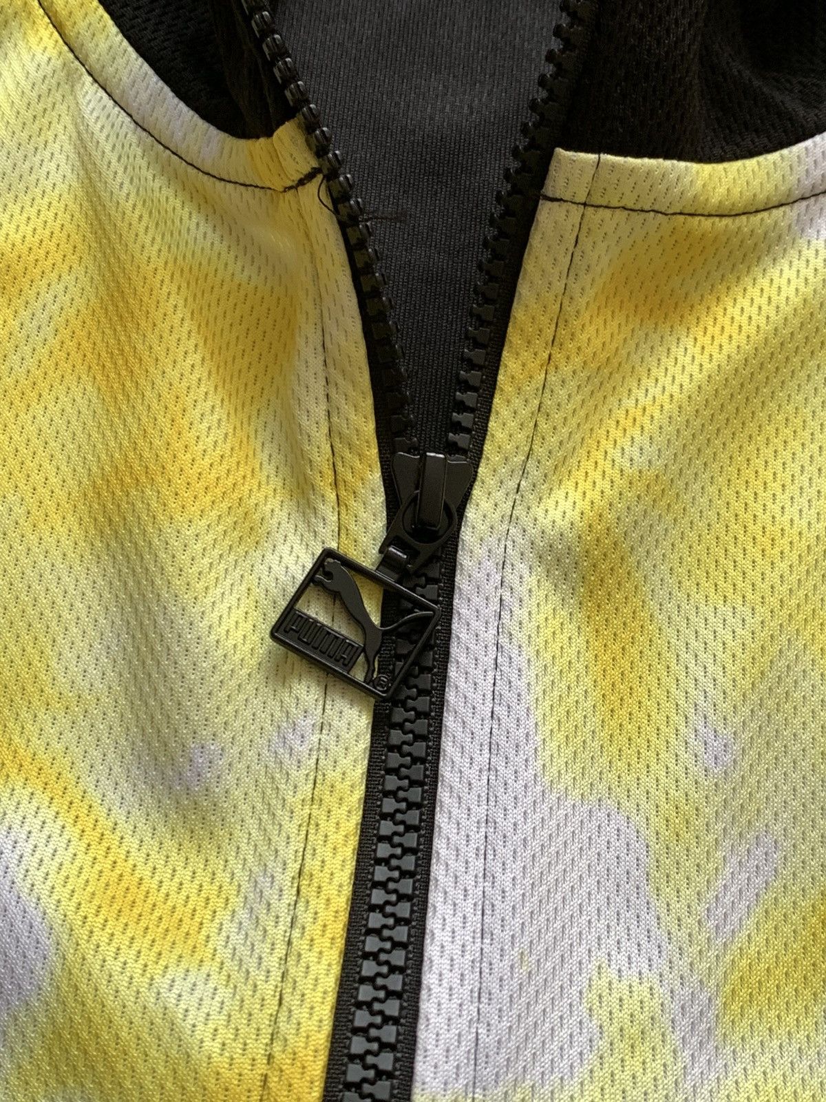 Puma 🔥PUMA BORUSSIA DORTMUND BVB 2021/22 BLOCKCORE SOCCER JACKET Size US XXL / EU 58 / 5 - 7 Thumbnail
