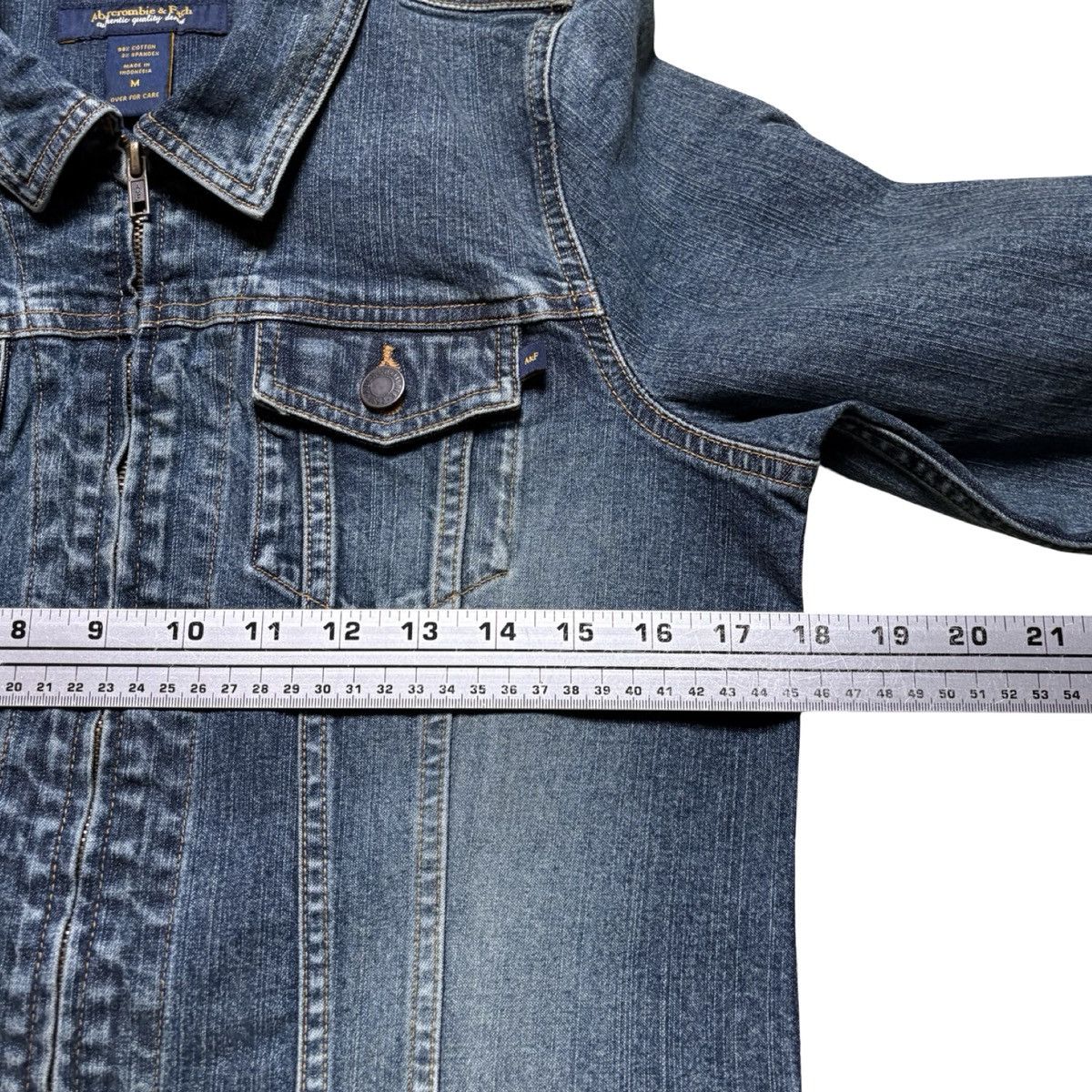 Abercrombie & Fitch Y2K Abercrombie & Fitch Light Wash Zip Front Denim Jacket M Size M / US 6-8 / IT 42-44 - 4 Thumbnail