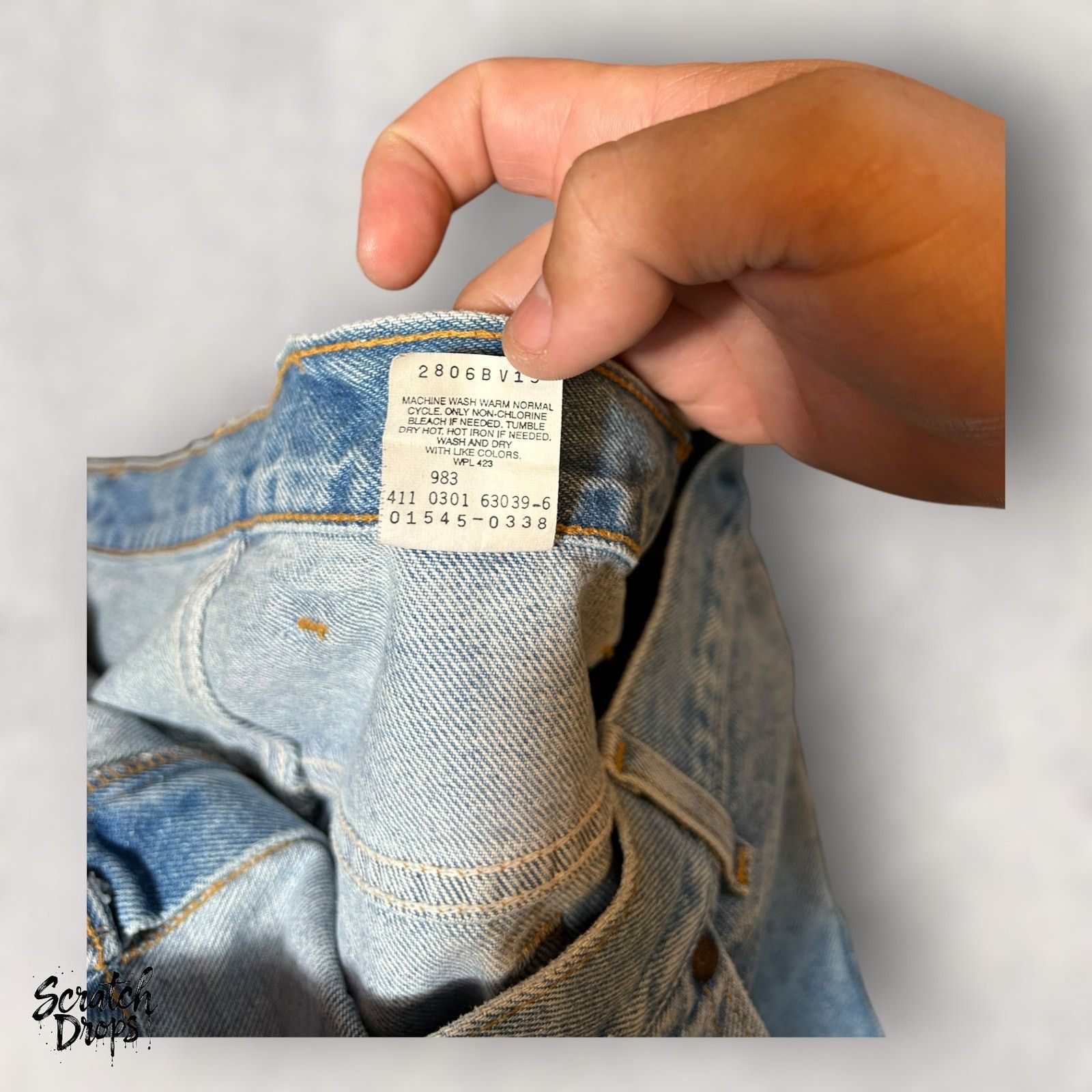 Levi's Vintage Levi's 545 Men's Jeans NWT Deadstock W54 L32 Loose Size US 38 / EU 54 - 2 Thumbnail
