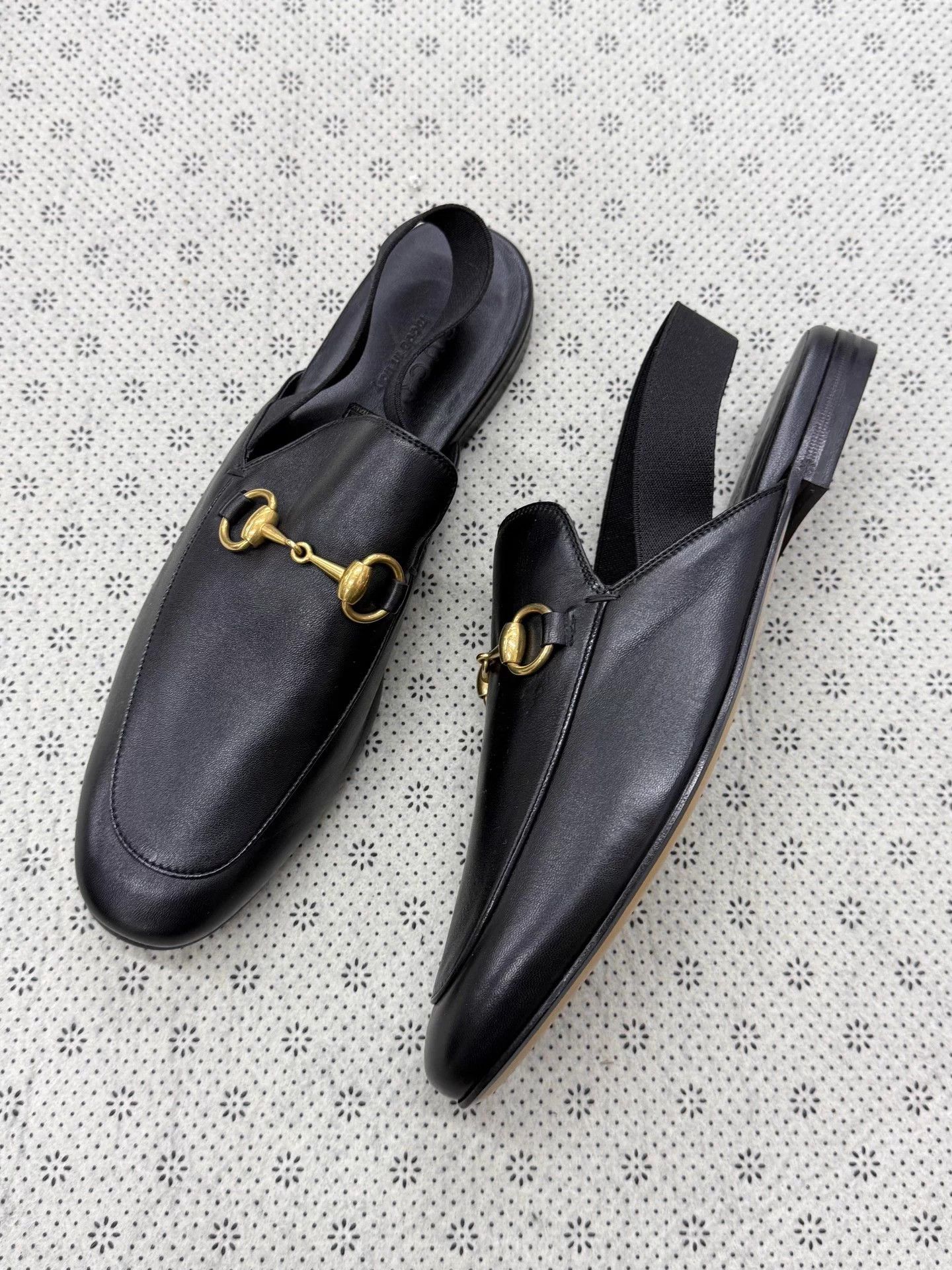 Gucci Gucci Black Gold Horsebit Mule Slides US 7 Size US 7 / EU 40 - 3 Thumbnail
