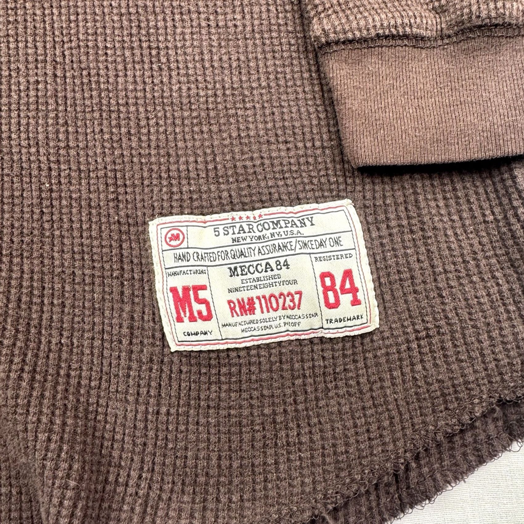 Vintage VINTAGE Mecca Long Sleeve Thermal Shirt 2XL Mens Brown Cotton Crew Neck Punk Hip Hop Grunge Y2K 90s Skater Size US XXL / EU 58 / 5 - 4 Thumbnail