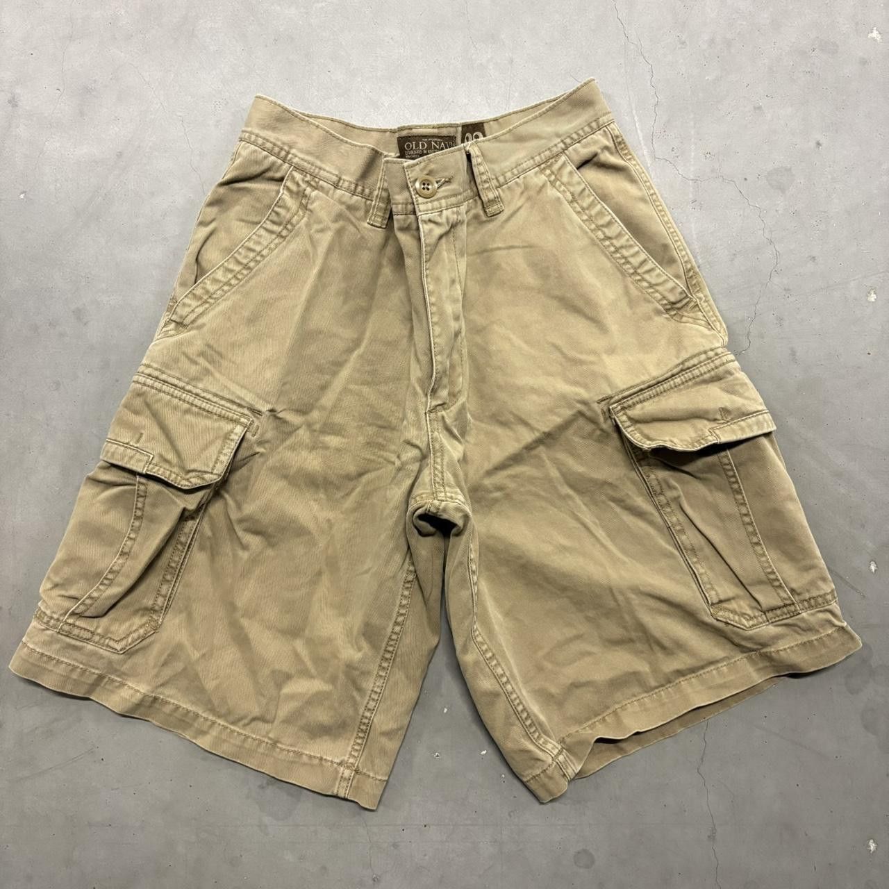 Vintage Crazy Vintage Y2K/2000s Tan Khaki Old Navy Cargo Shorts Essential! Size US 32 / EU 48 - 1 Thumbnail