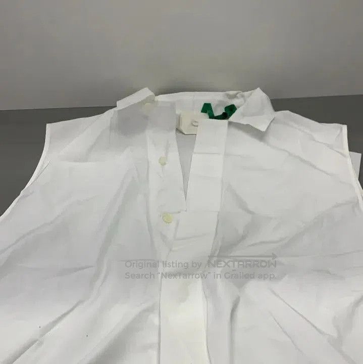 Givenchy Givenchy SS23 Men's Solid Pointed Collar Sleeveless Shirt. Size US XXS / EU 40 - 3 Thumbnail