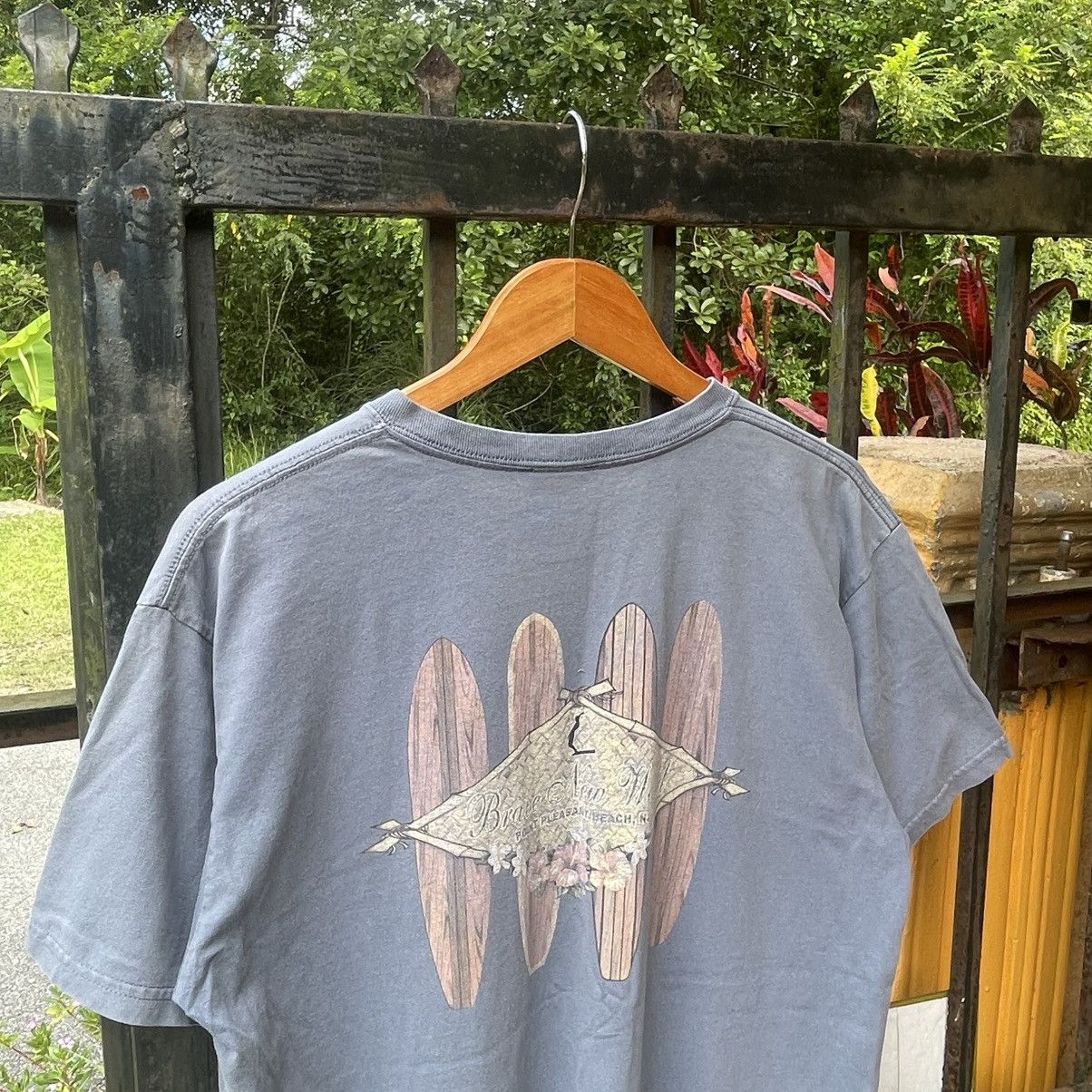 Vintage 🔥Vintage 90s Brave New World Hawaiian Motive Flower Surf Tee Size US L / EU 52-54 / 3 - 2 Thumbnail