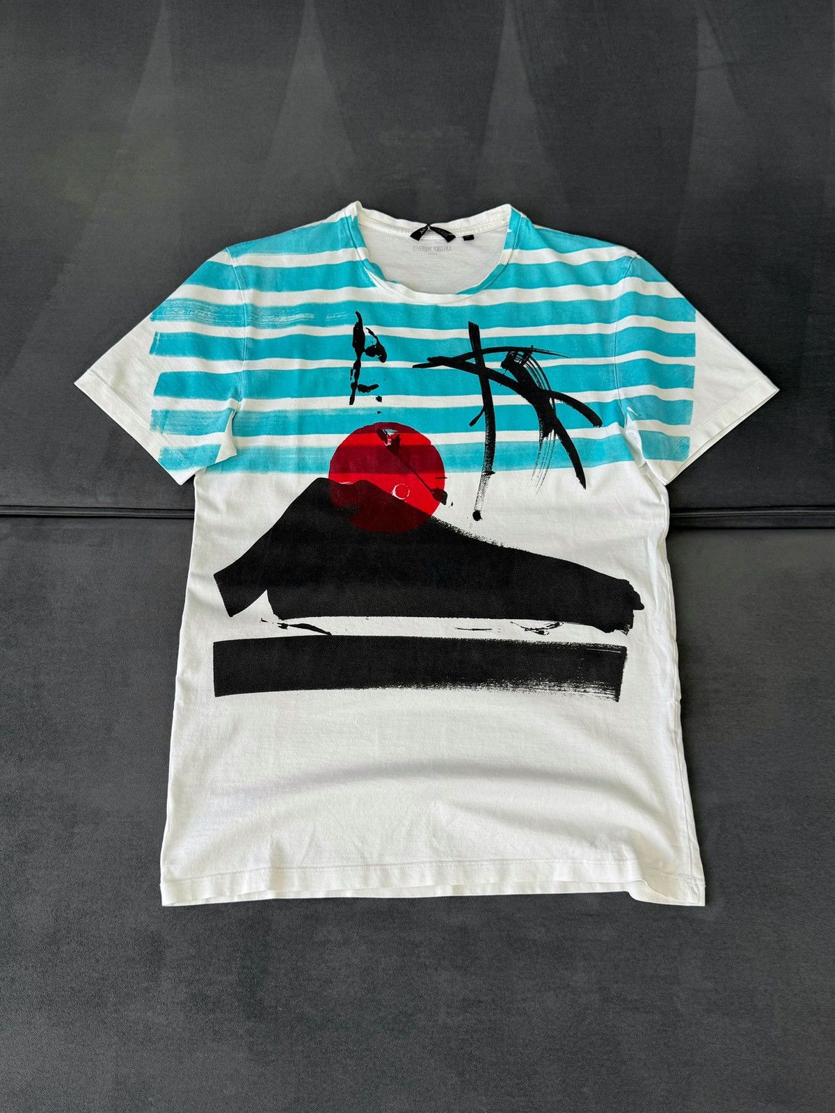 Vintage Y2K Japanese Design Overprint Unique T shirt