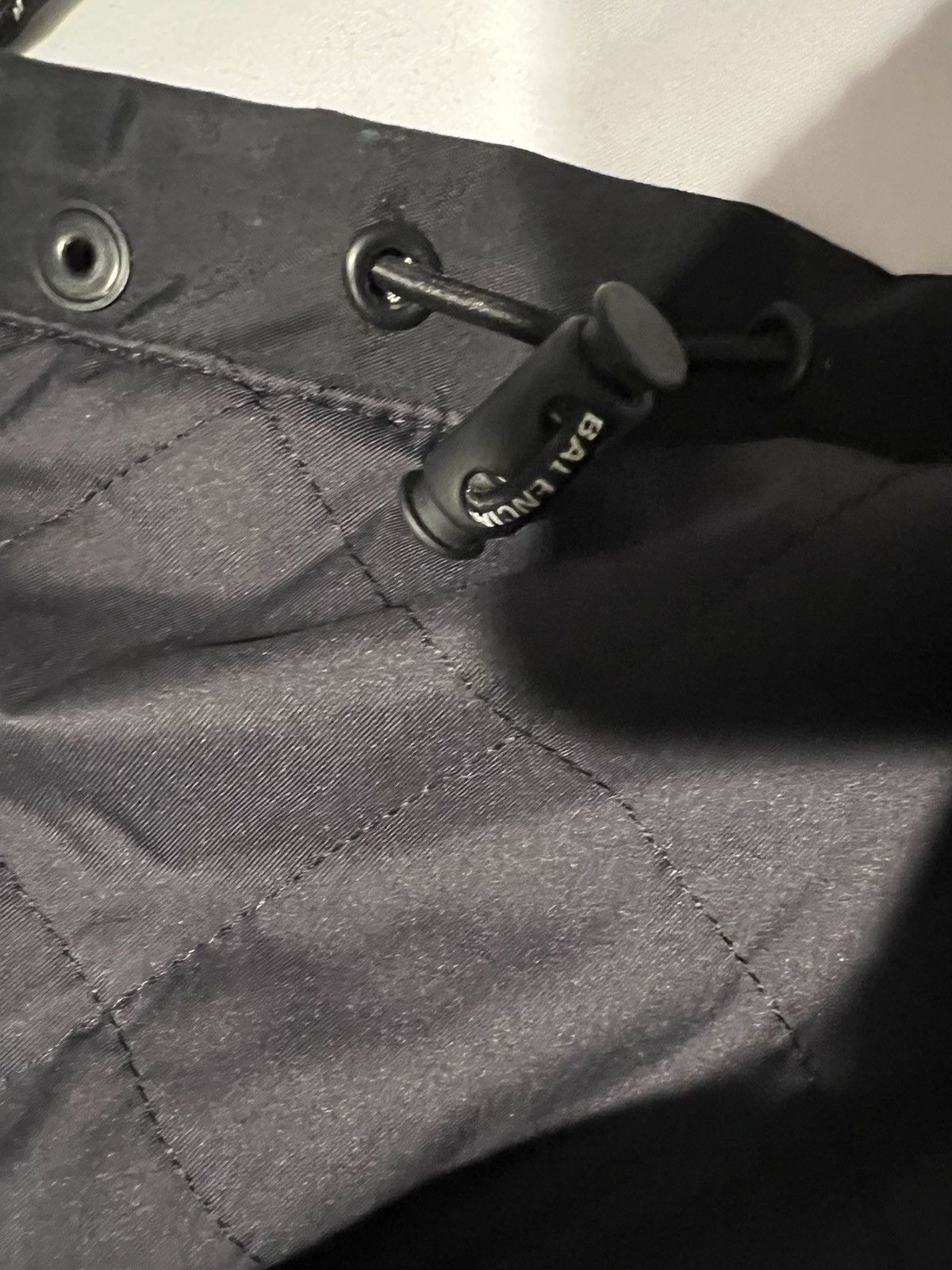Balenciaga Balenciaga 2 in 1 parka. 44/S. $3000 Size US S / EU 44-46 / 1 - 7 Thumbnail