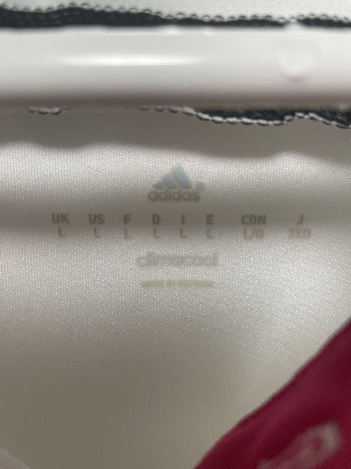 Other Real Madrid Blank Jersey Size US L / EU 52-54 / 3 - 3 Thumbnail