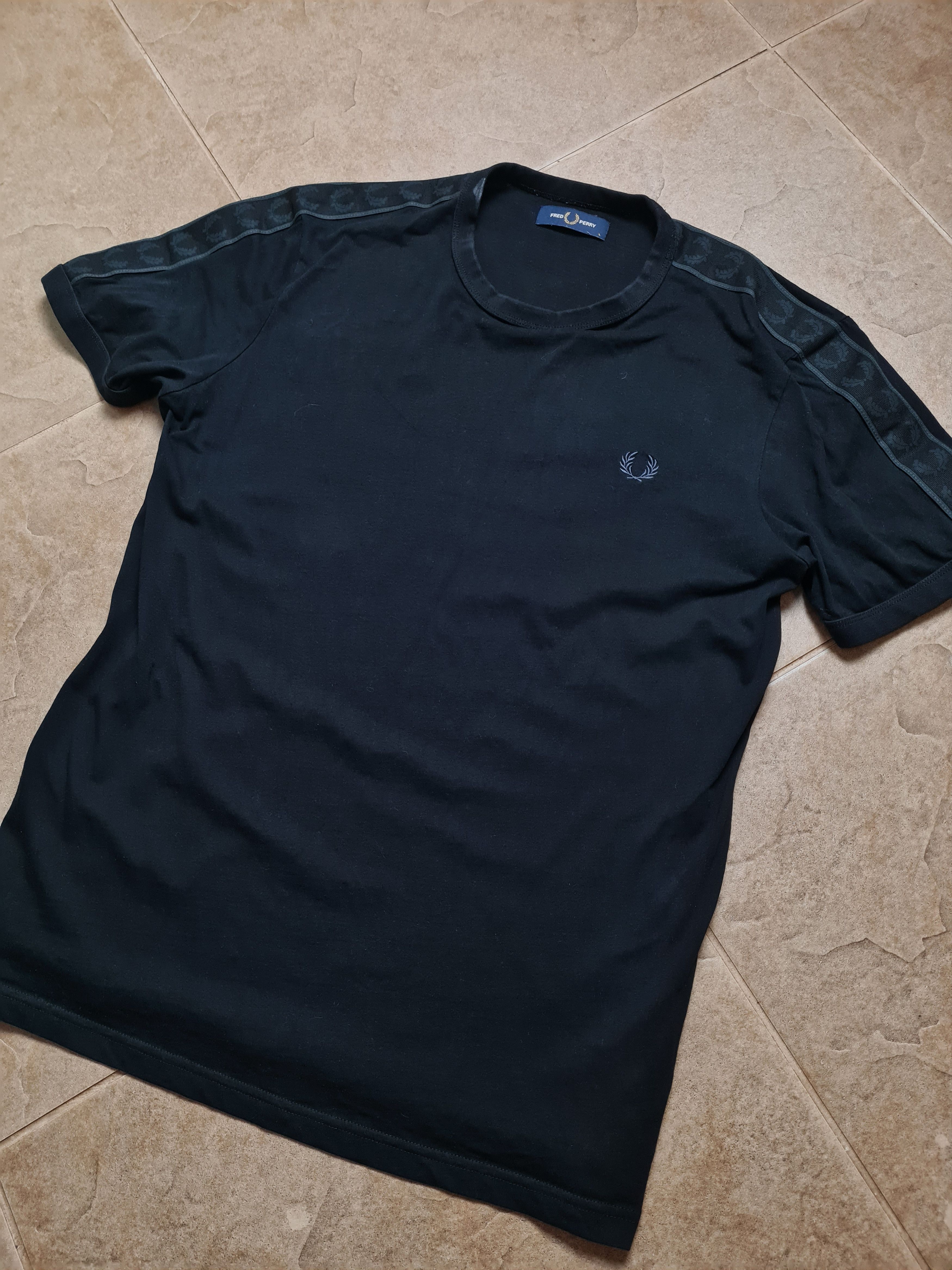 Fred Perry Fred Perry - Contrast Tape Ringer T-Shirt M4613 black Sz L Size US L / EU 52-54 / 3 - 3 Thumbnail