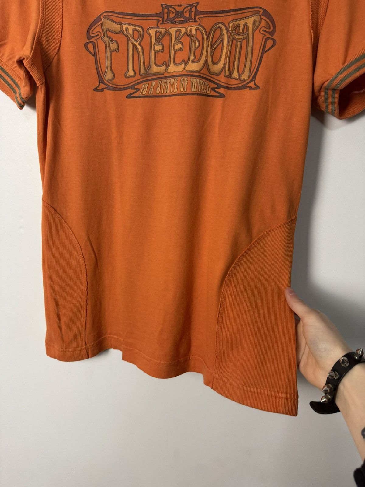 Dolce & Gabbana Archive Dolce & Gabbana D&G Freedom Graphic Tee Orange Y2K Size US L / EU 52-54 / 3 - 11 Thumbnail