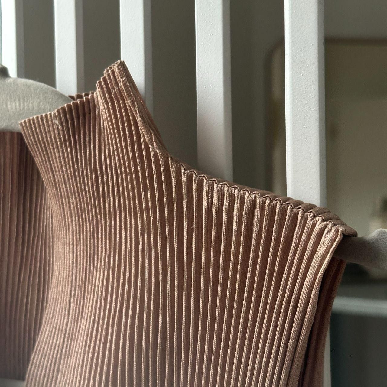 Pleats Please Issey Miyake Issey Miyake Pleats Please Camel A-line sleevless blouse Size XS / US 0-2 / IT 36-38 - 4 Thumbnail