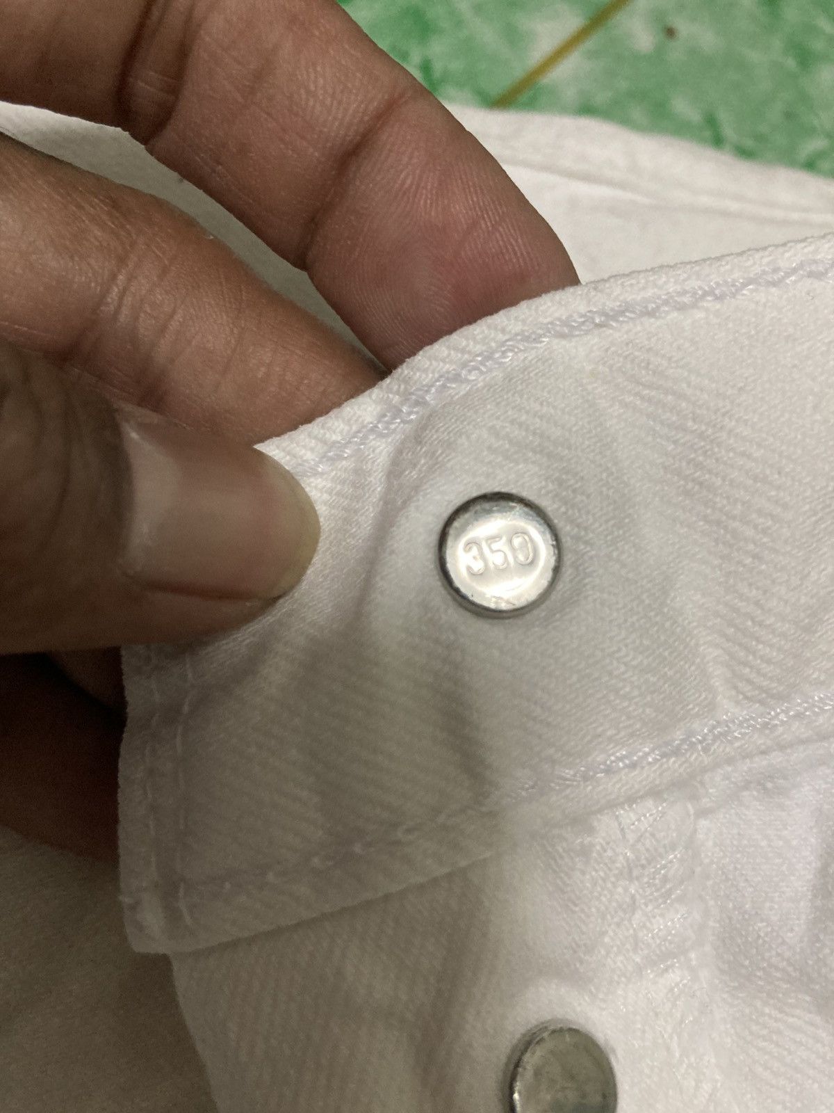 Levi's Vintage Clothing Vintage Levi’s 501 White Baggy 130 Year Size US 30 / EU 46 - 7 Thumbnail