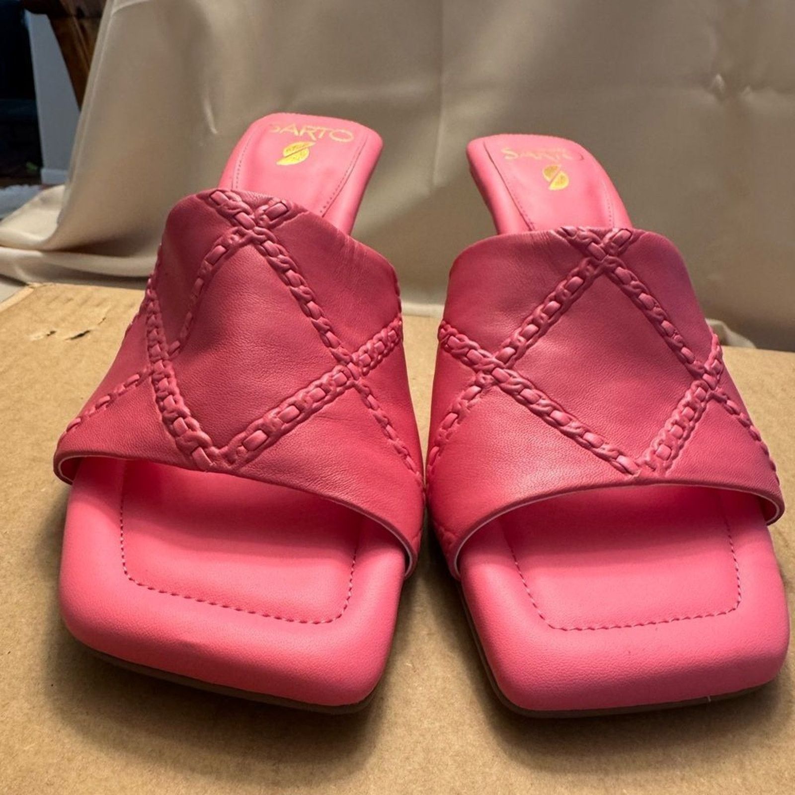 Franco Sarto Franco Sarto Barbiecore Pink square toe quilted leather 8 Size US 8 / IT 38 - 6 Thumbnail