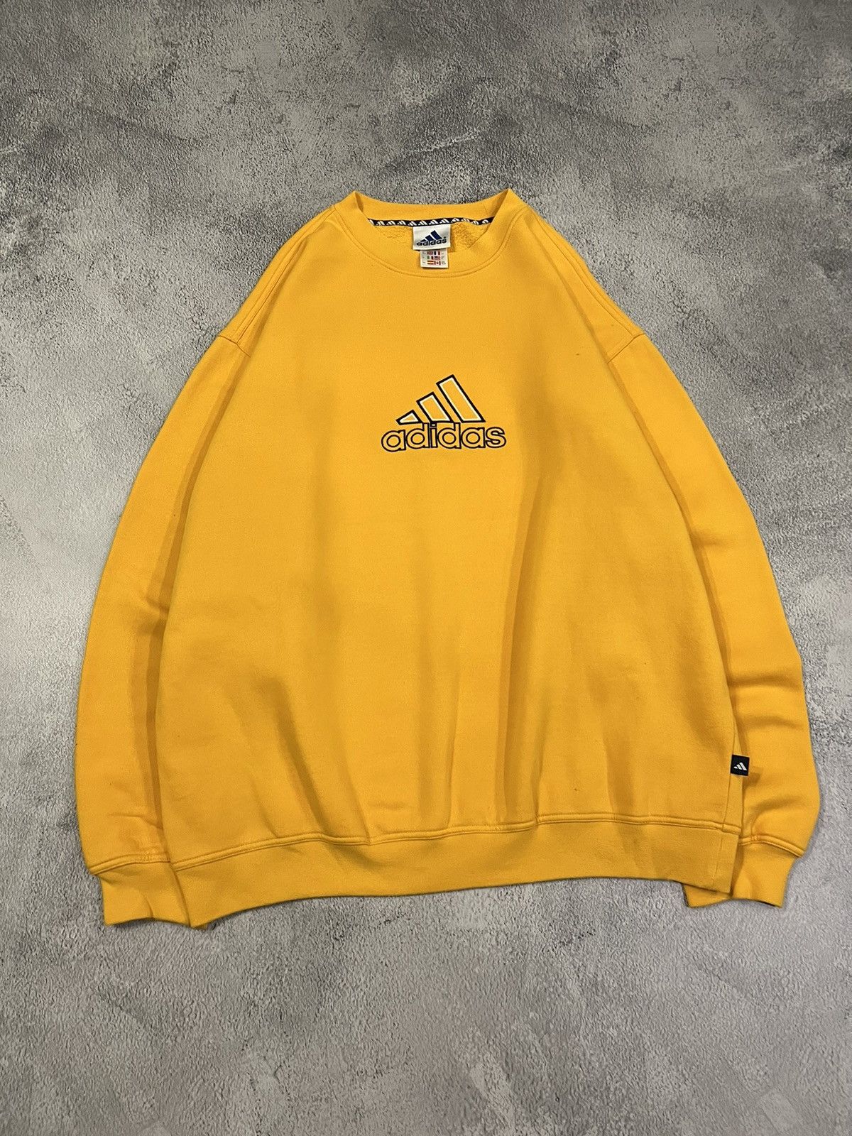 Adidas × Vintage Vintage Y2k Adidas 💛 Spell Out Big Logo Rare Sweatshirt 90’s Size US XL / EU 56 / 4 - 4 Thumbnail