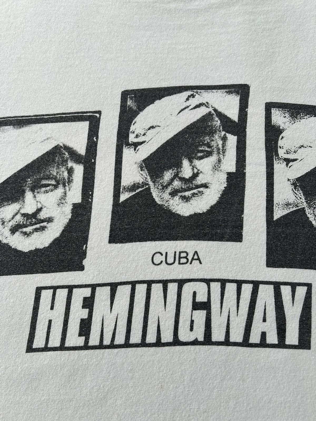 Vintage Vintage Ernest Hemingway Cuba White T-shirt Size US XL / EU 56 / 4 - 4 Thumbnail