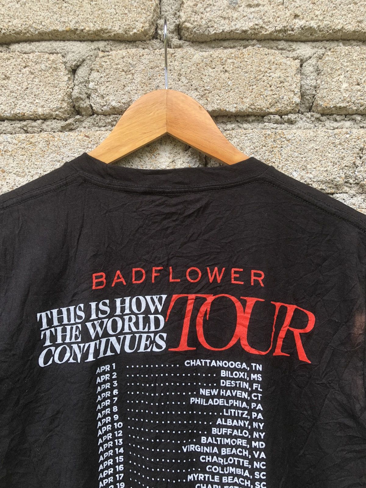 Band Tees × Metallica × Vintage Band Badflower This Is How The World Continues Tour Tee Size US M / EU 48-50 / 2 - 11 Thumbnail