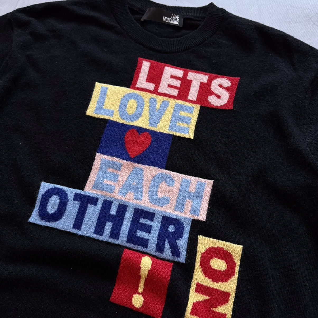Love Moschino Moschino Lets Love Each Other Wool T-Shirt Sweater Size M / US 6-8 / IT 42-44 - 3 Thumbnail