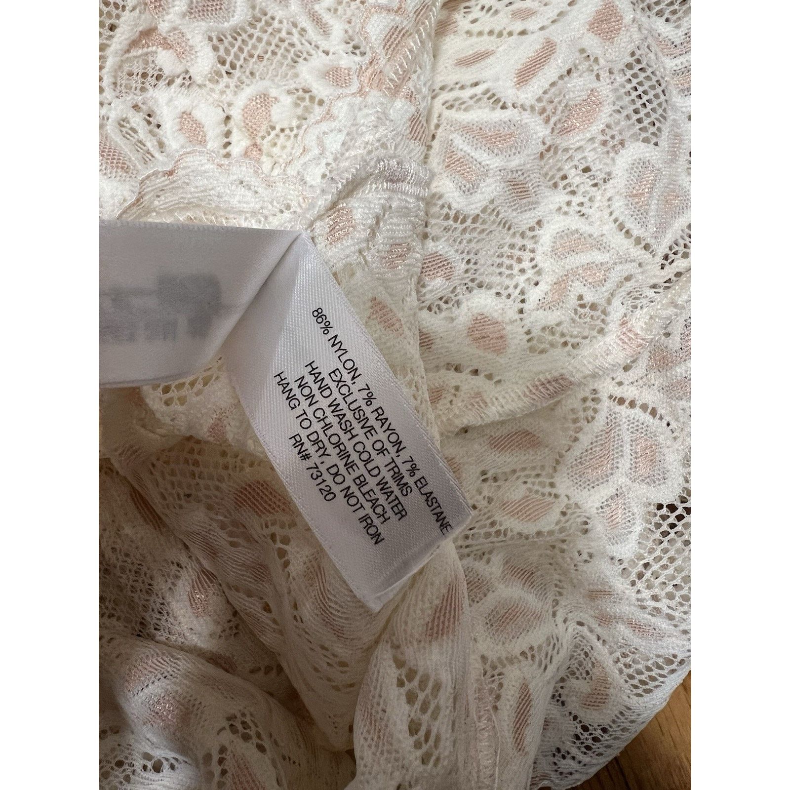& Other Stories Frederick's of Hollywood SZ 1X Jessica Lace Whit Top A003123 Size ONE SIZE - 3 Thumbnail