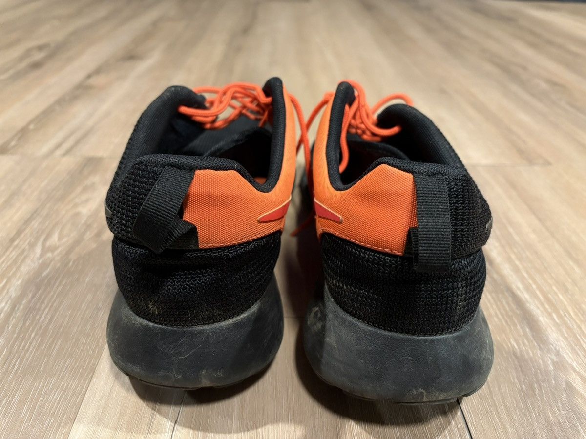 Nike Nike Roshe Run Black Orange Men’s Size 10.5 Sneakers Size US 10.5 / EU 43-44 - 3 Thumbnail