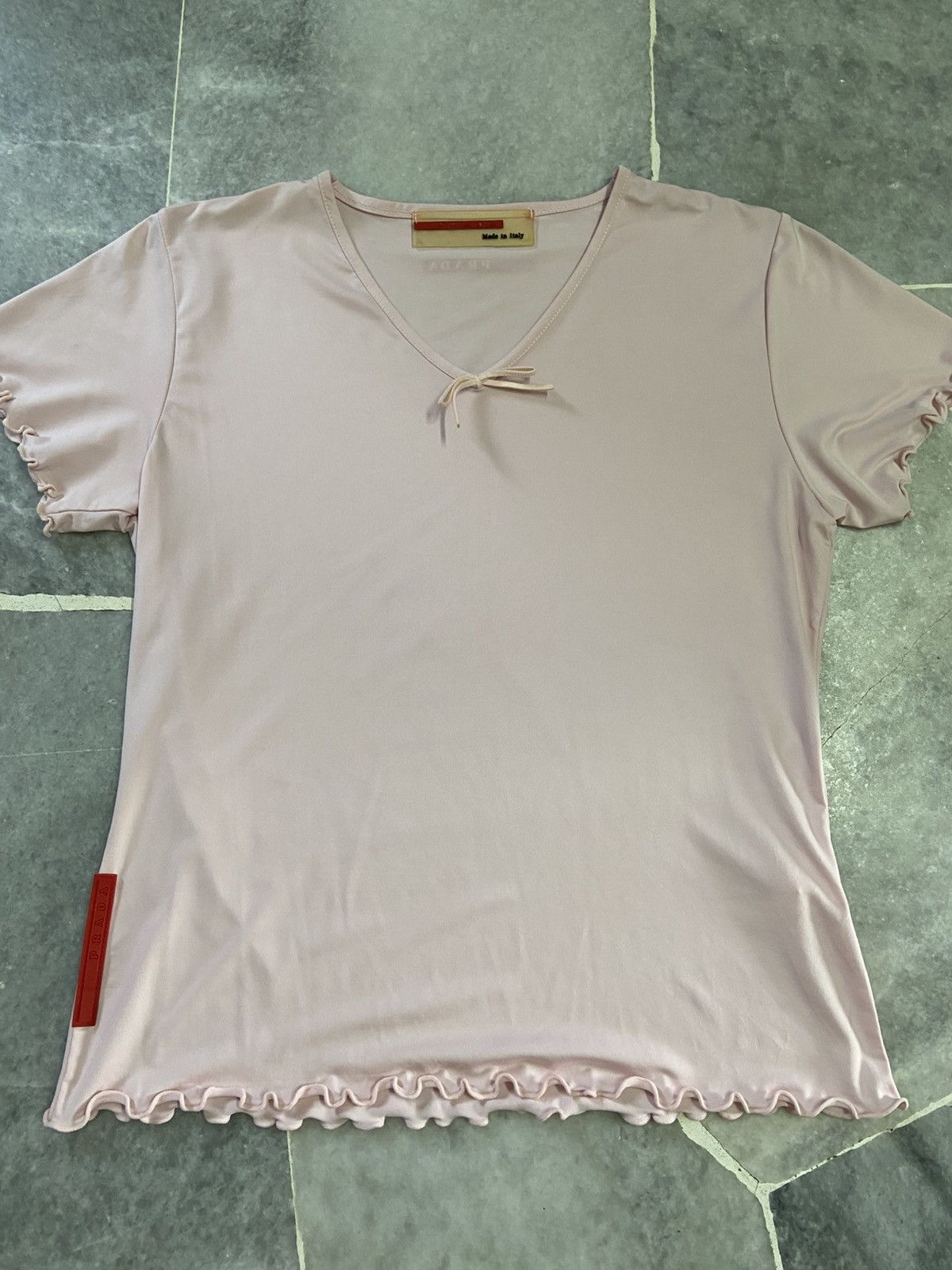 Prada Vintage Prada Tee Size US S / EU 44-46 / 1 - 5 Thumbnail
