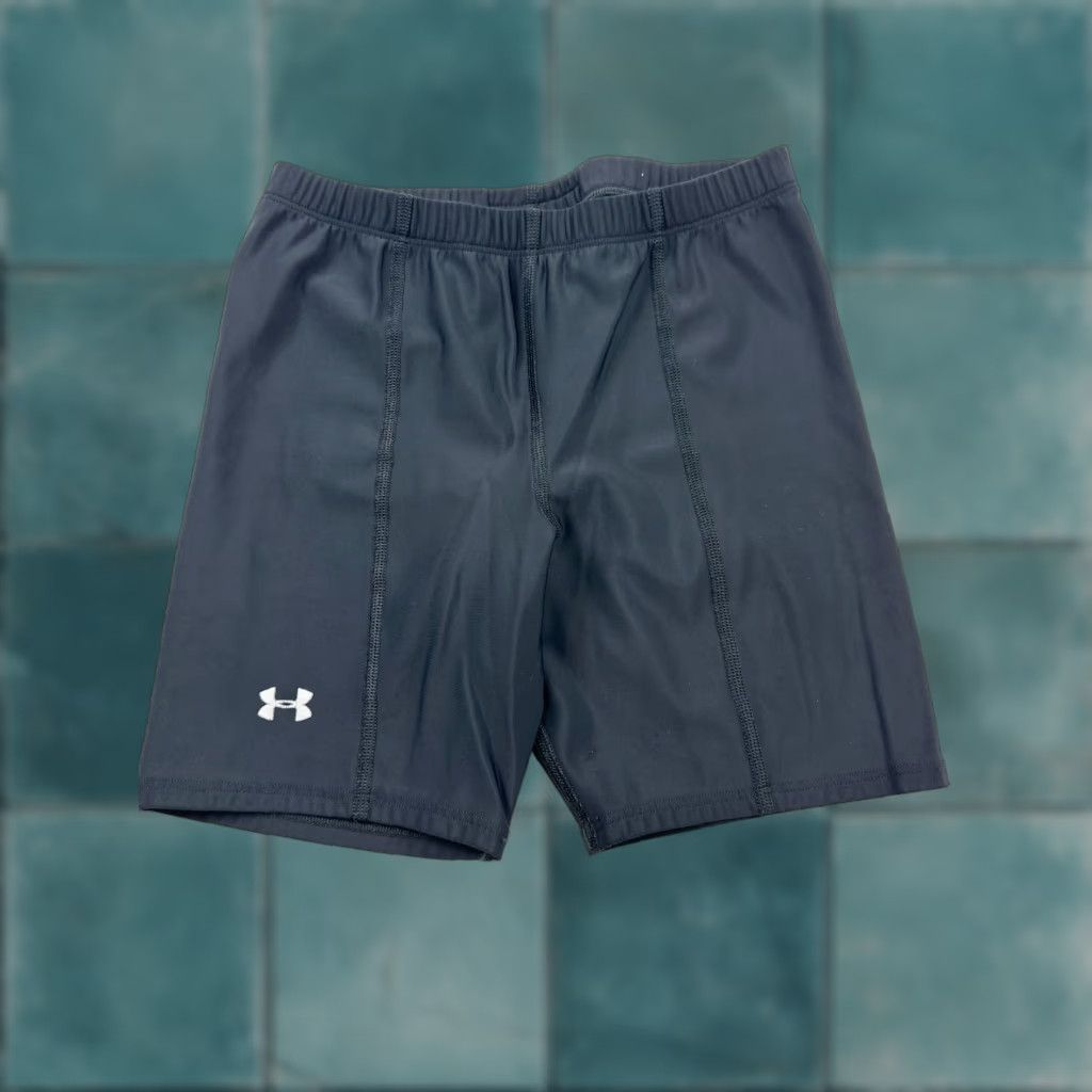 Under Armour Under Armour Shorts Womens Small Black Compression Elastic Waistband Athletic Sports Size 42" / US 20 - 1 Thumbnail