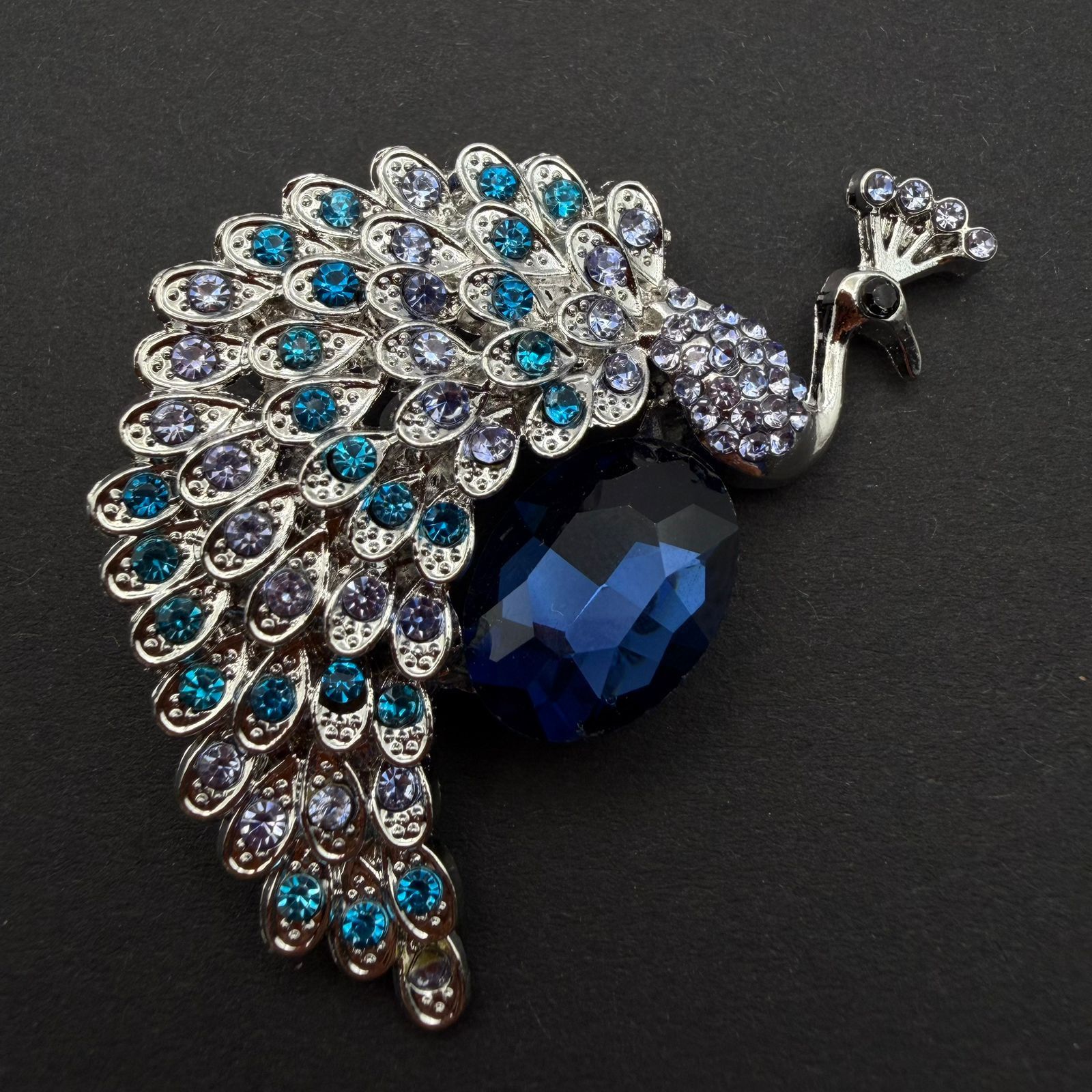 Vintage Blue Crystal Peacock Brooch Rhinestone Vintage Statement Size ONE SIZE - 5 Thumbnail