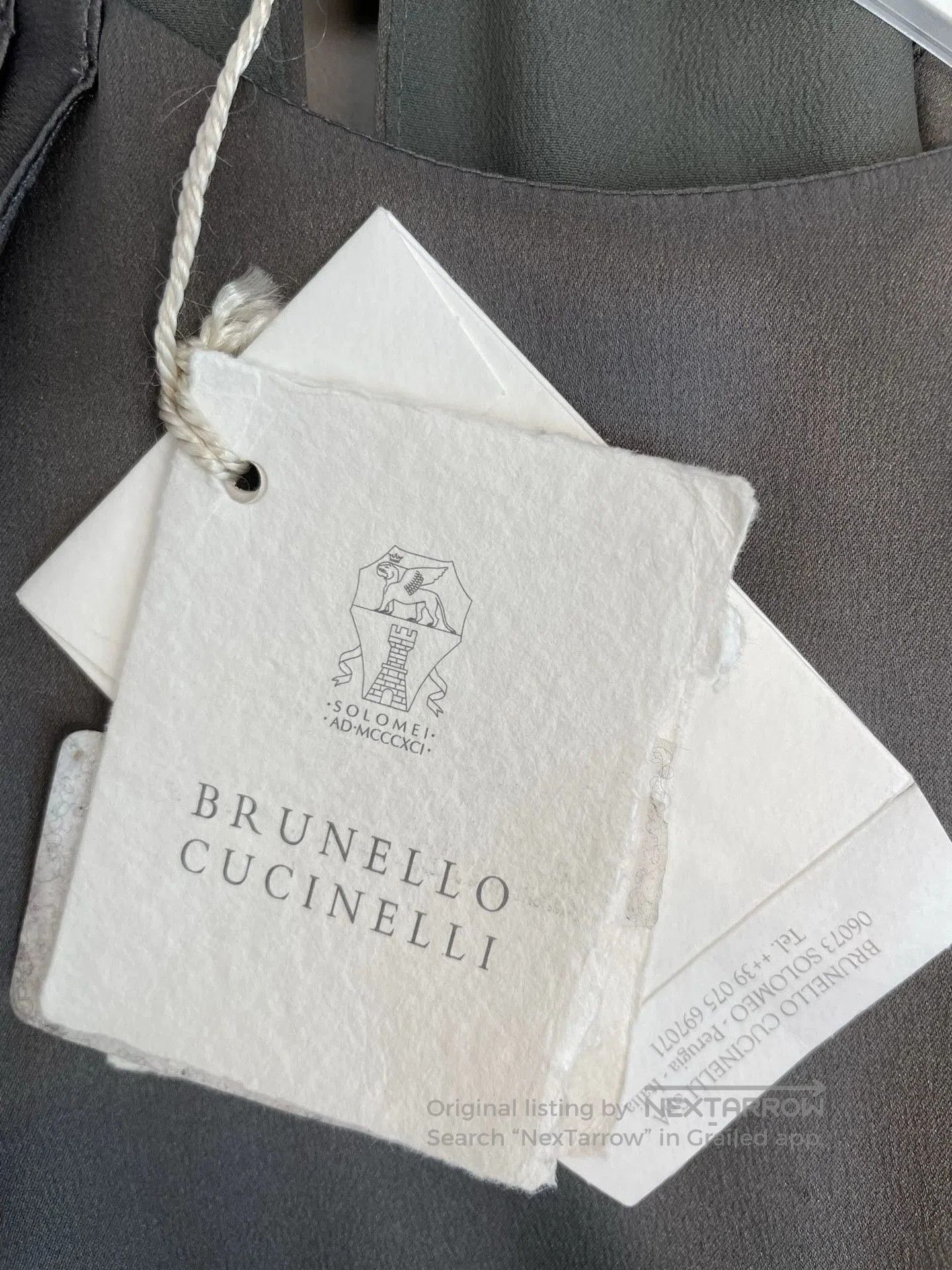 Brunello Cucinelli stylish silk off-shoulder dress by brunello cucinelli. Size US 27 - 7 Thumbnail