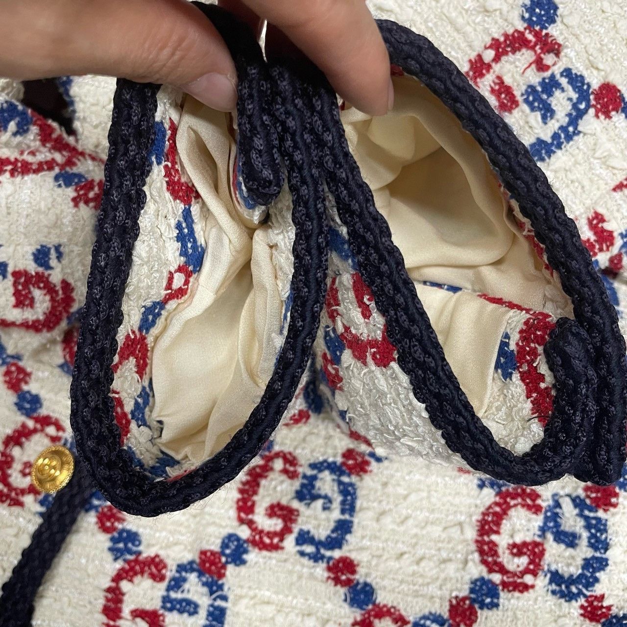 Gucci Gucci Size 38 White, red and blue full-print gold button sm Size US XXS / EU 40 - 6 Thumbnail