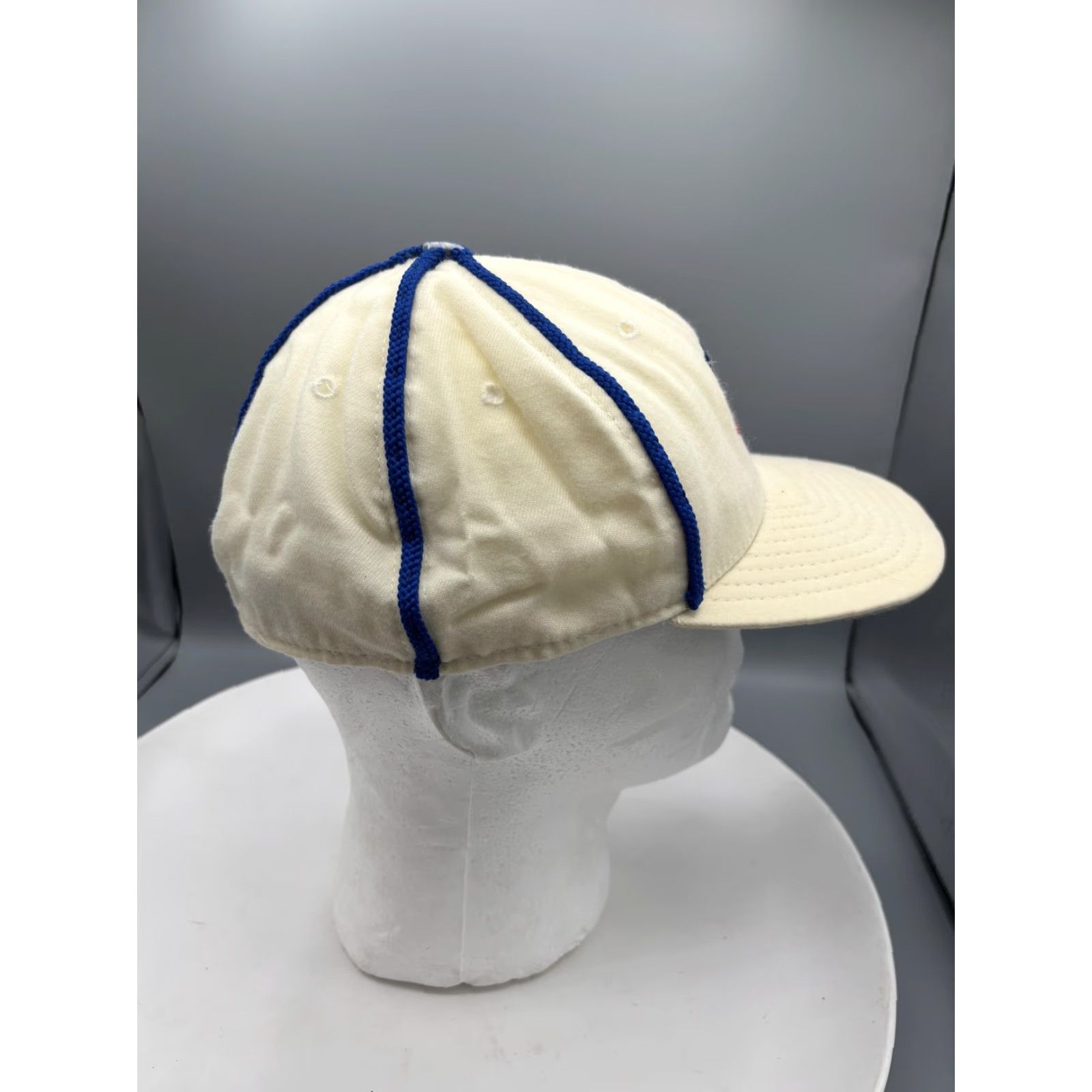New Era VINTAGE Minnesota Twins Hat Cap Fitted Mens 7 1/4 White Blue MLB New Era 90s Size ONE SIZE - 7 Thumbnail