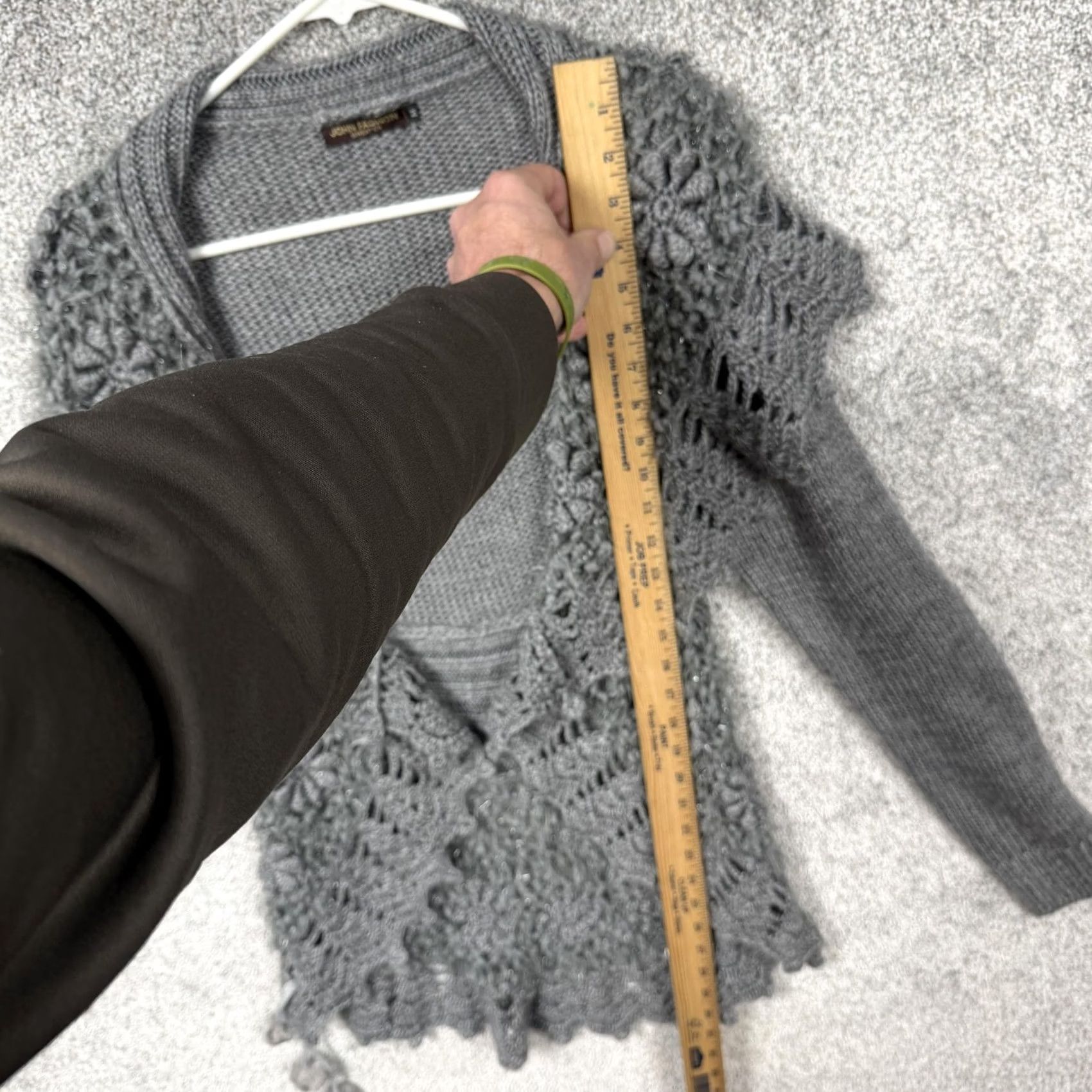 Vintage JohnFashion Cardigan Sweater M Women Gray Floral Crochet Open Knit Tassel V-Neck Boho 90s Mori Kei Grunge Bohemian Casual Workwear Winter Spring Fall Size M / US 6-8 / IT 42-44 - 2 Thumbnail