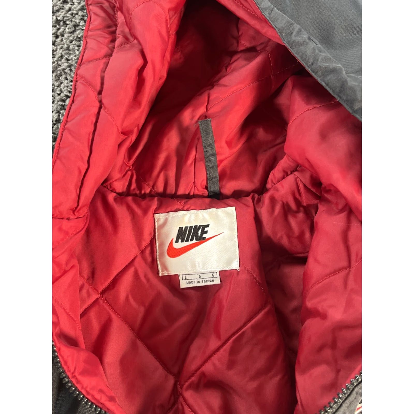 Nike VINTAGE Nike Jacket Mens L Full Zip Nylon Bomber Quilt Lined 90s Windbreaker Black Large Size US L / EU 52-54 / 3 - 4 Thumbnail