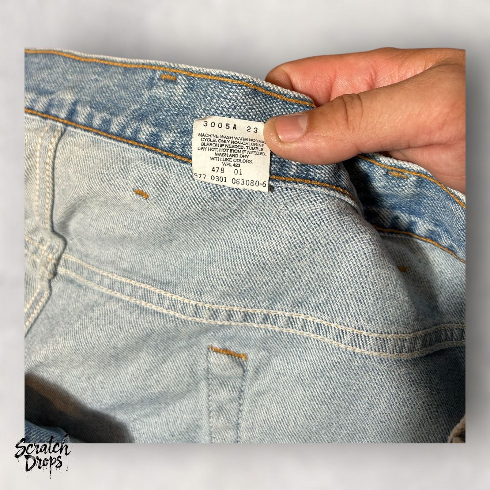 Levi's Levi's Men's 560 Loose Fit Tapered Leg Jeans W54 L32 Classic Size US 38 / EU 54 - 2 Thumbnail