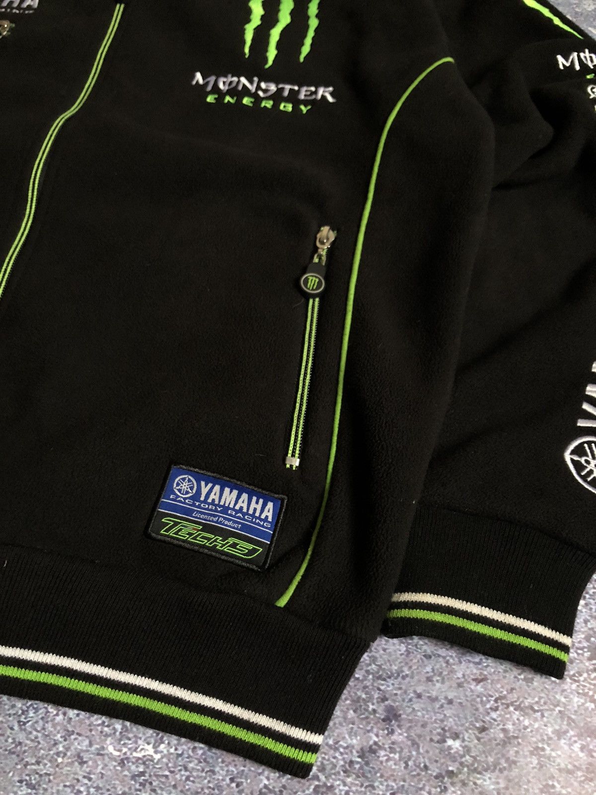 NASCAR × Vintage Vintage Monster Energy Yamaha Tech3 fleece jacket Size US S / EU 44-46 / 1 - 7 Thumbnail