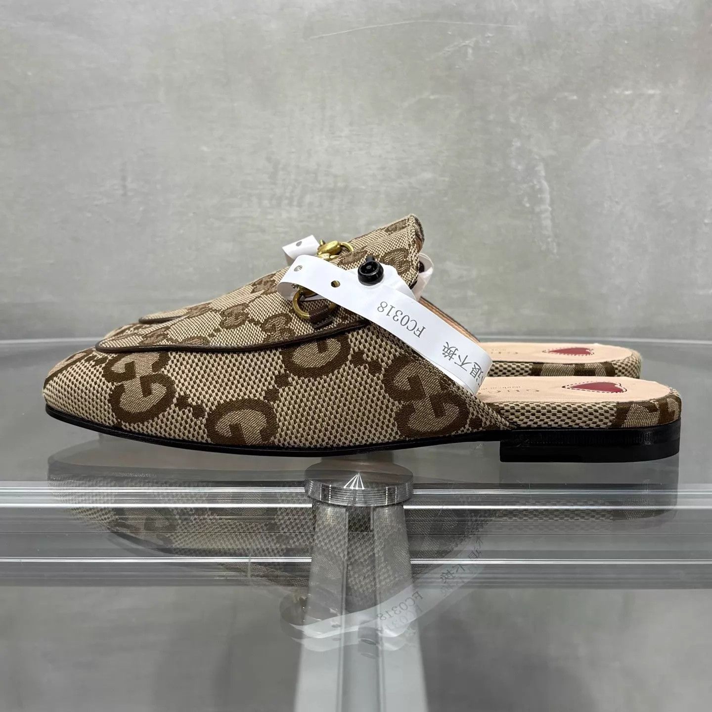 Gucci Gucci GG Monogram Brown Slides 35.5 Size US 5 / IT 35 - 3 Thumbnail
