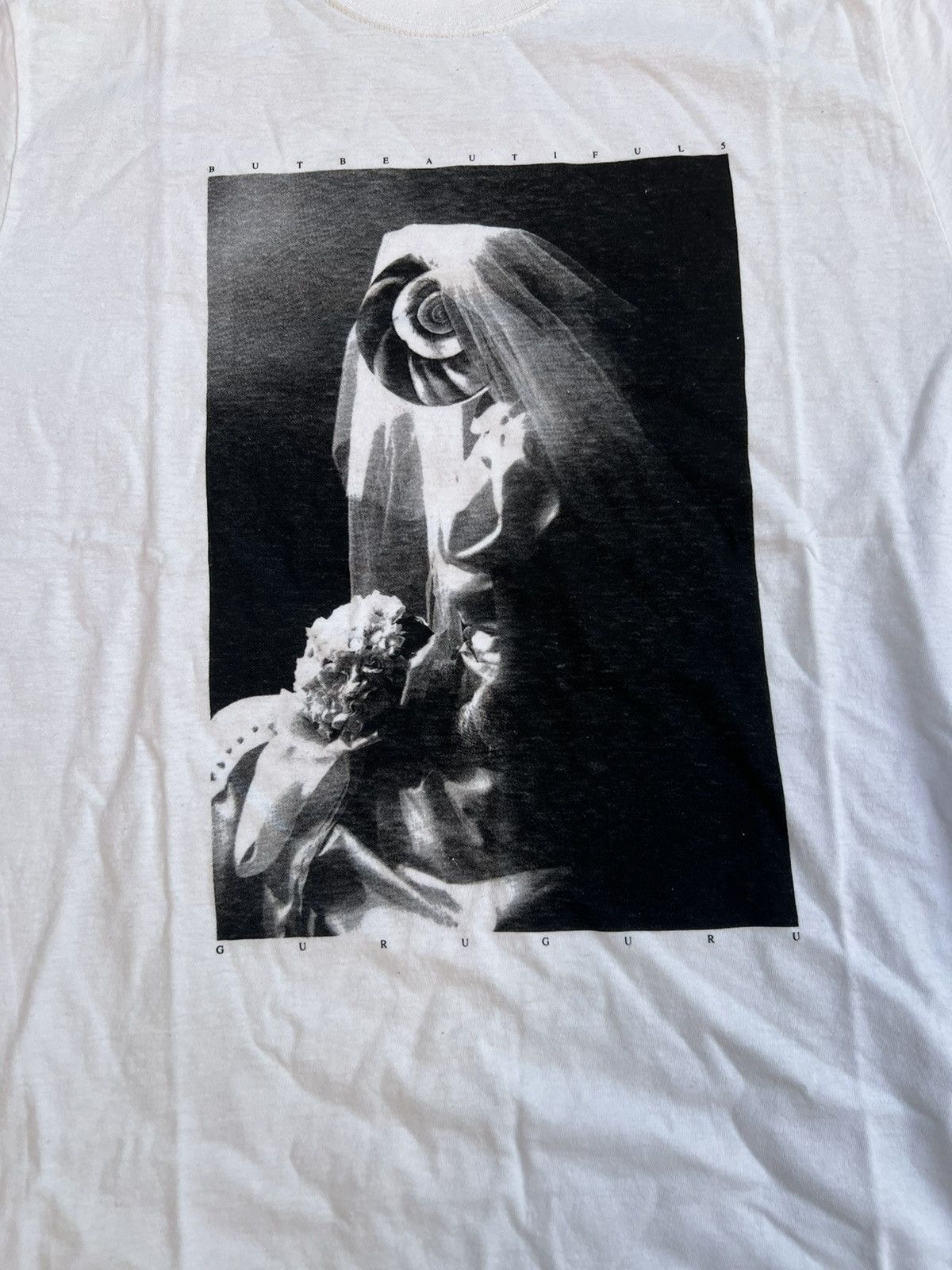 Jun Takahashi × Undercover AW06 Undercover ‘GuruGuru’ Bridal Tee undercover aw06 Size US M / EU 48-50 / 2 - 4 Thumbnail