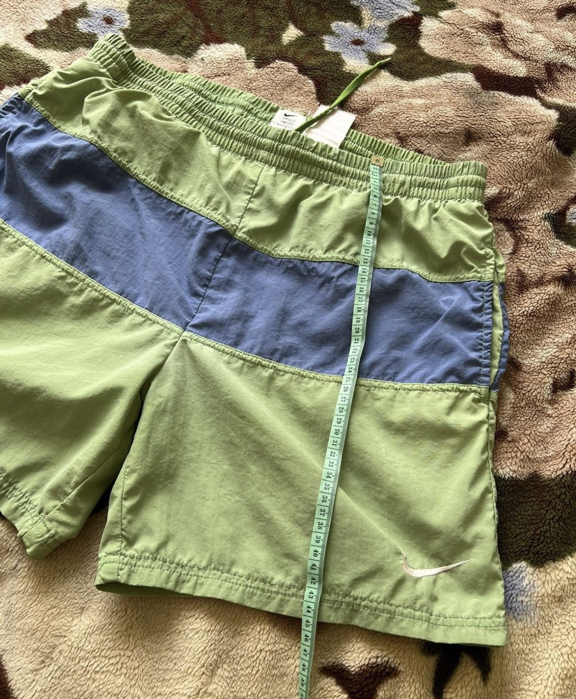 Nike Vintage Nike Mens Shorts Big Logo 90’s Size US 32 / EU 48 - 11 Thumbnail