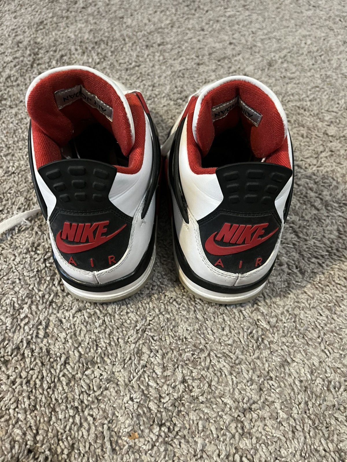 Jordan Brand Air Jordan Fire Red Size US 8 / EU 41 - 3 Thumbnail