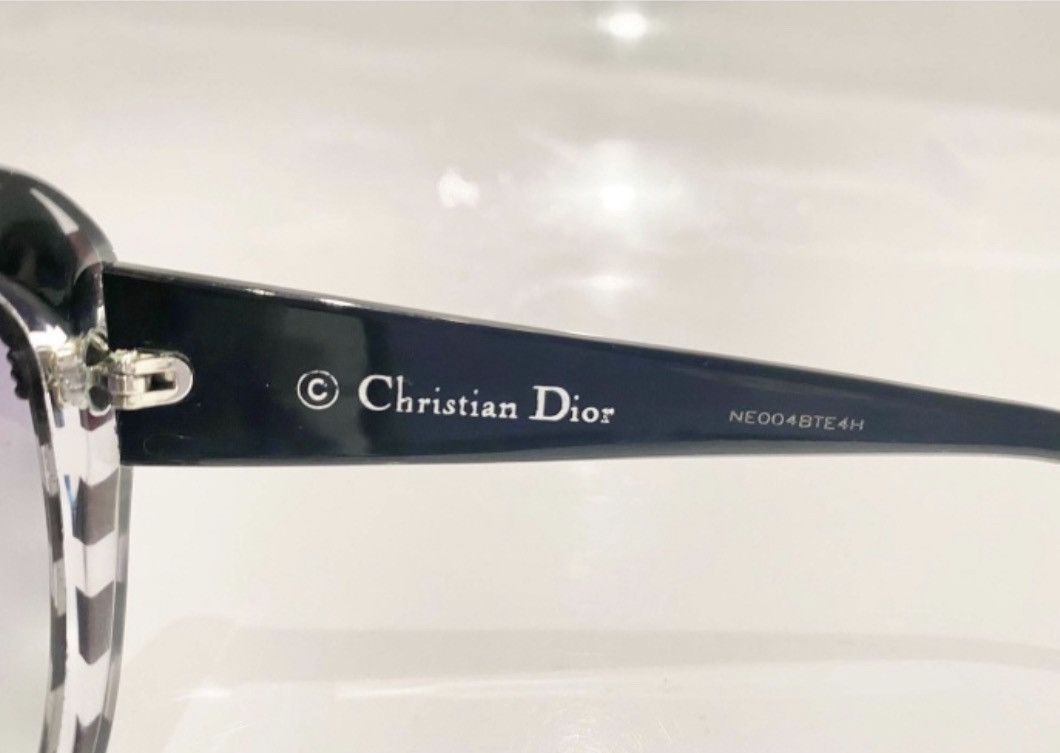 Dior 2000s Christian Dior Dark Blue Stripe Cat-Eye Sunglasses Size ONE SIZE - 3 Thumbnail