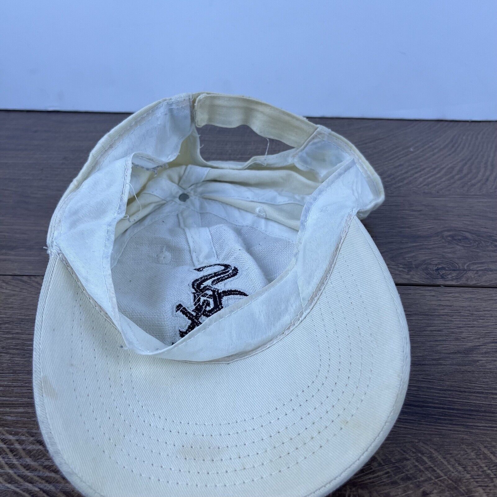 Other Chicago White Sox Hat White Chicago Adjustable Hat White Adu Size ONE SIZE - 13 Thumbnail