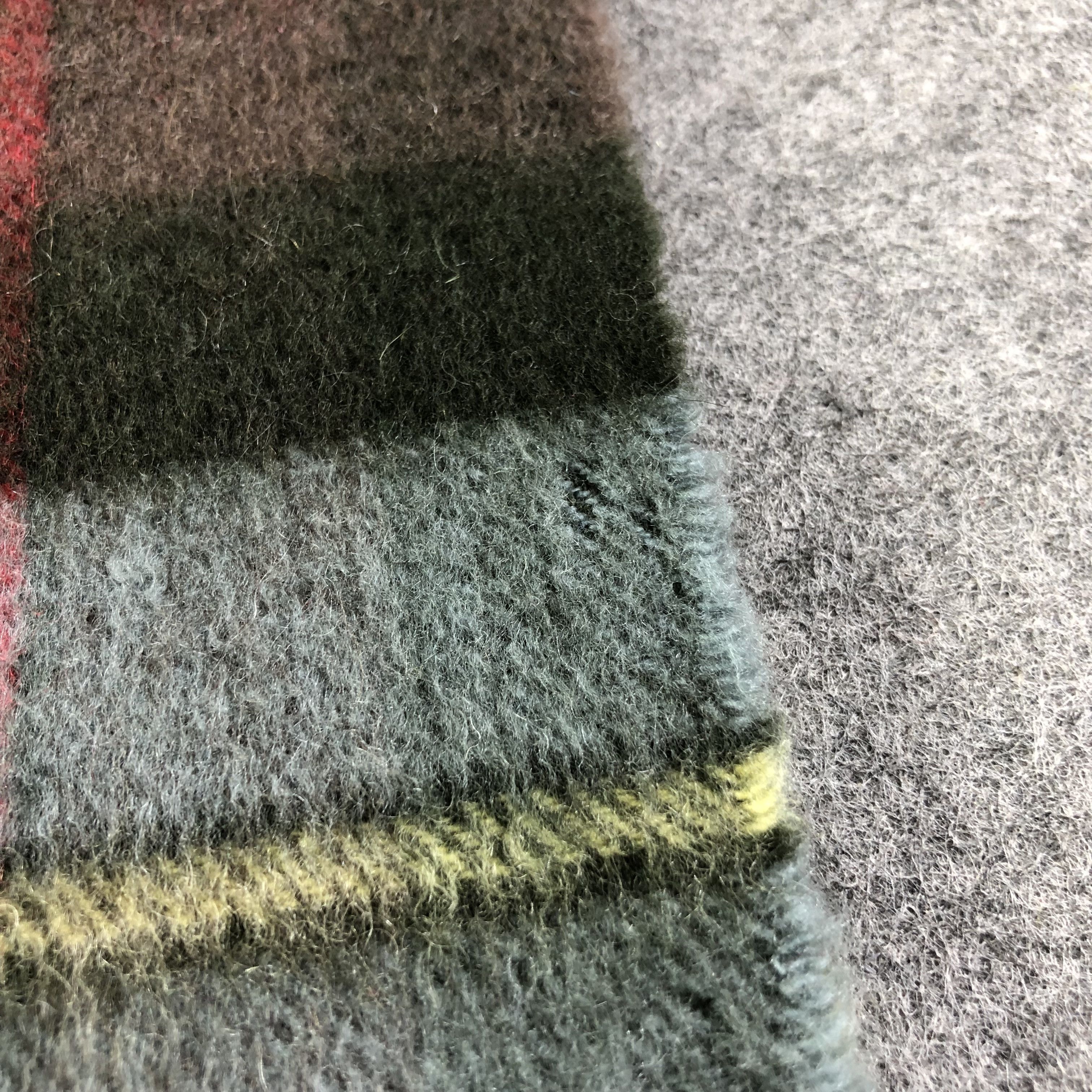 Johnstons Of Elgin Johnstons of Elgin Tartan Cashmere Scarf Muffler V1365 Size ONE SIZE - 6 Thumbnail