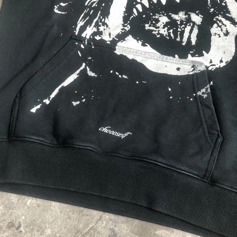 Japanese Brand × Vintage The Wild Shark Printed Hoodie Size US L / EU 52-54 / 3 - 5 Thumbnail