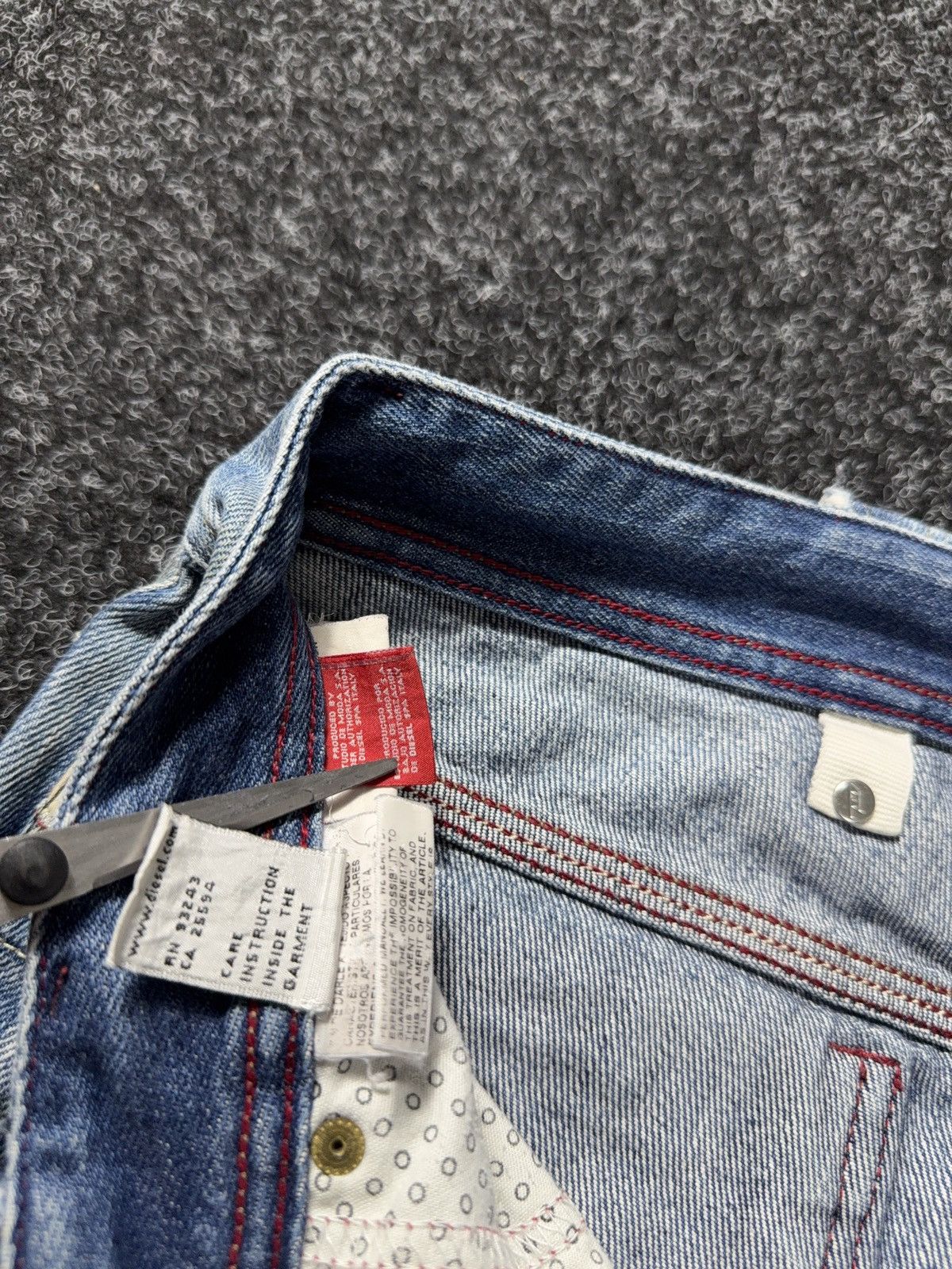 Diesel 00s Diesel Vntg Dirty Distressed Opium Punk Rock Y2K Jeans Size US 28 / EU 44 - 12 Thumbnail