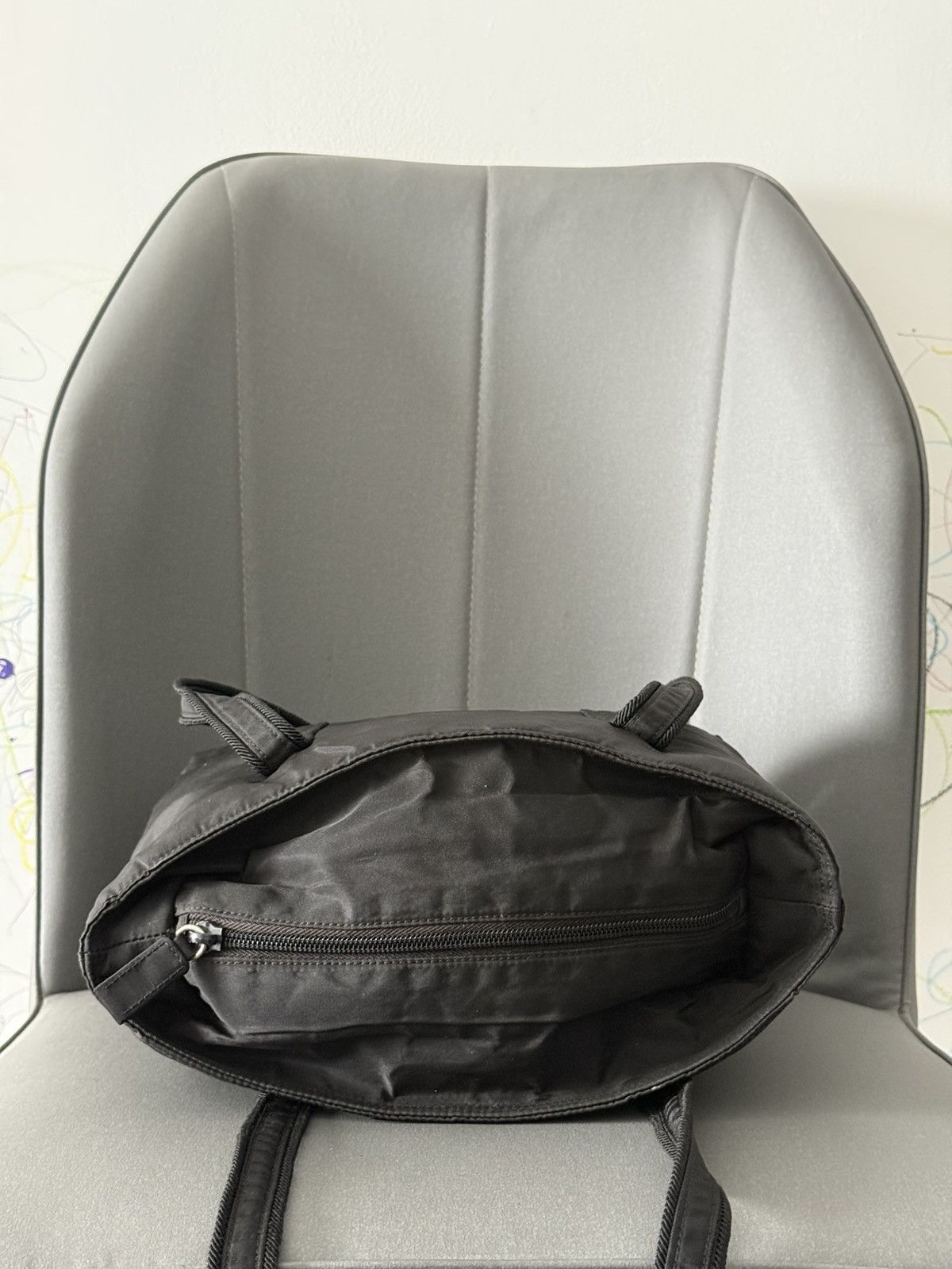 Prada Vintage Prada Black Medium Shoulder Tote Bag Size ONE SIZE - 7 Thumbnail