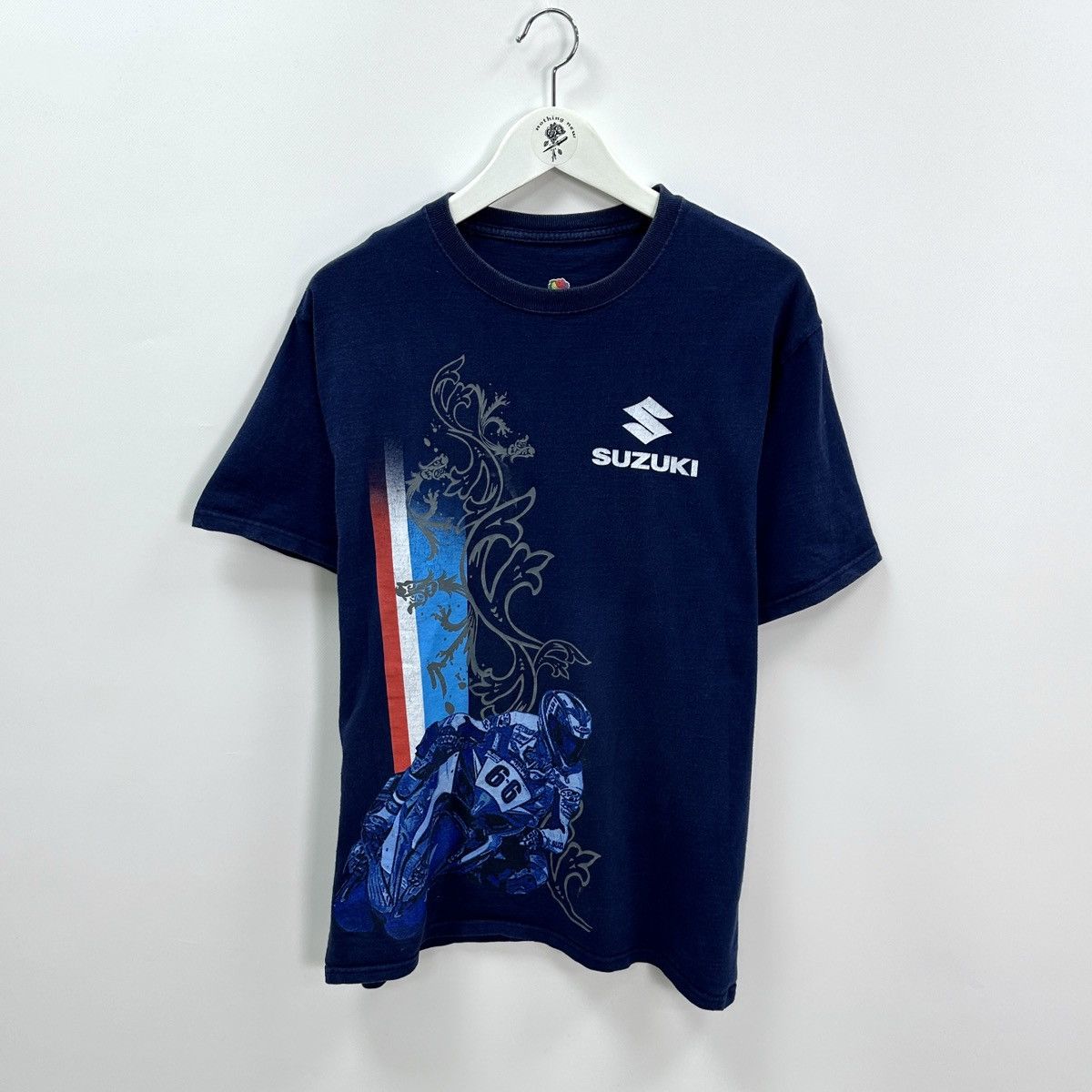 Vintage Vintage 00s Suzuki washed Motorcycle racing tee y2k FOTL og Size US L / EU 52-54 / 3 - 1 Thumbnail